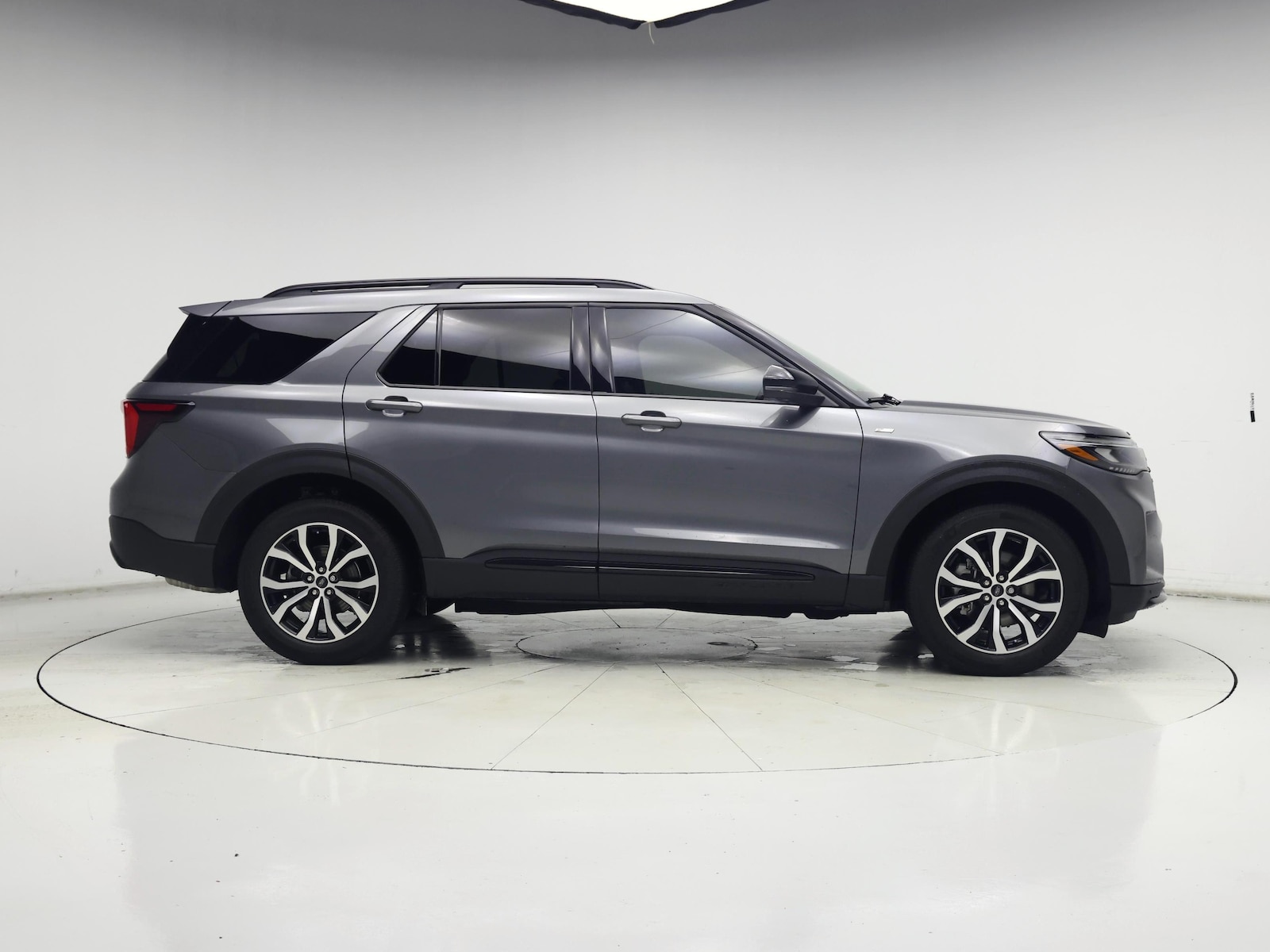 2025 Ford Explorer ST-LINE - Photo 8