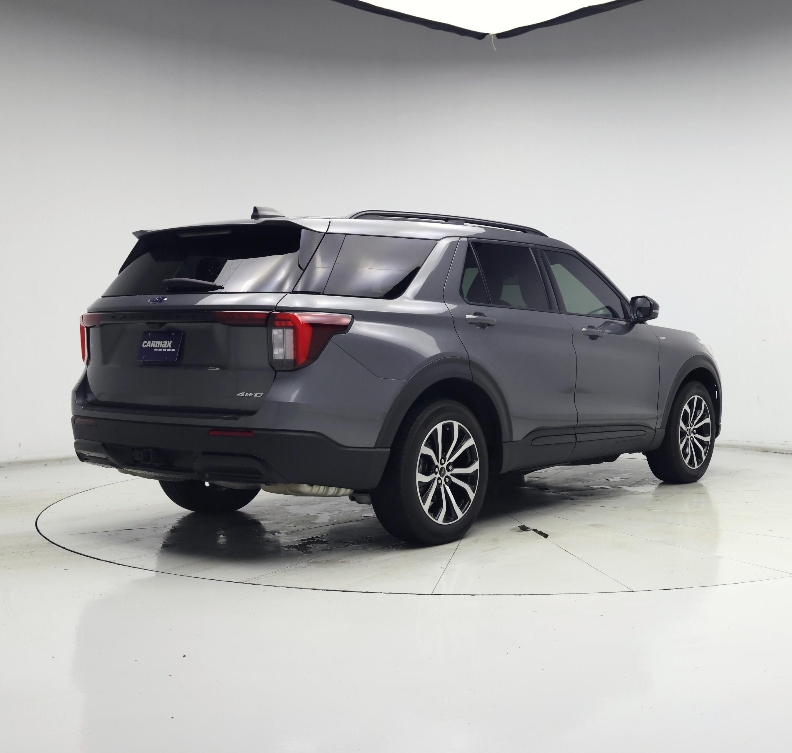 Thumbnail: 2025 Ford Explorer - 8