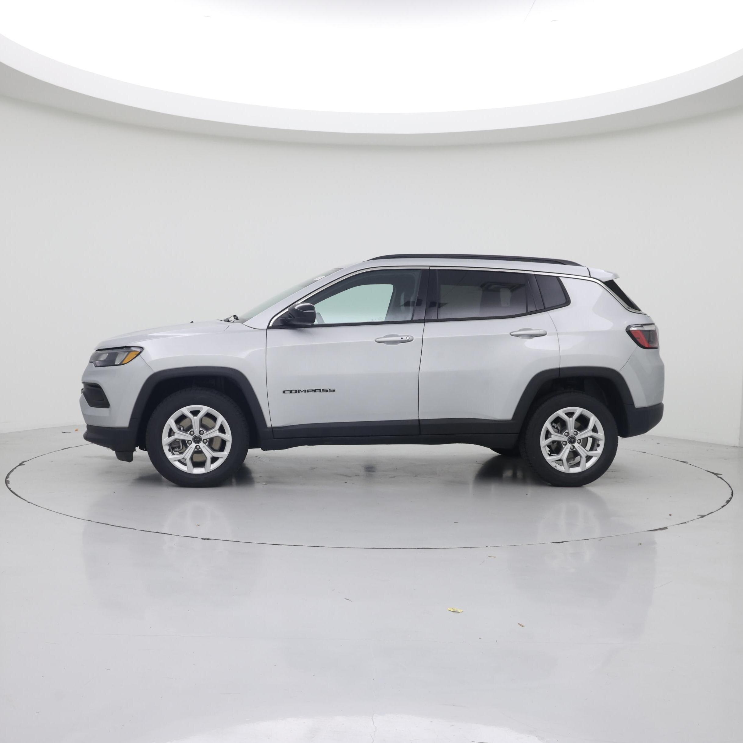 Thumbnail: 2025 Jeep Compass - 3