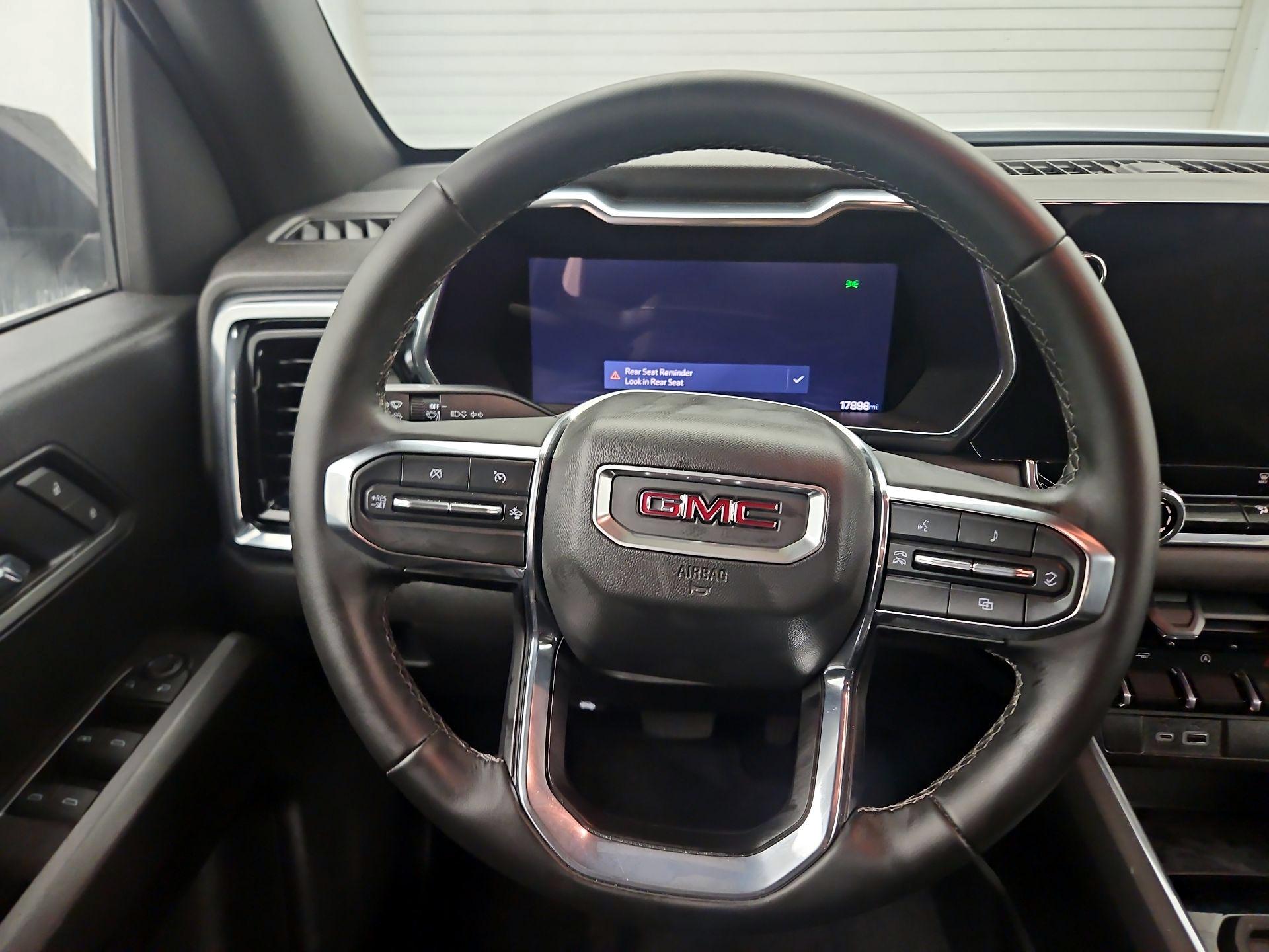 Thumbnail: 2026 GMC Canyon - 10