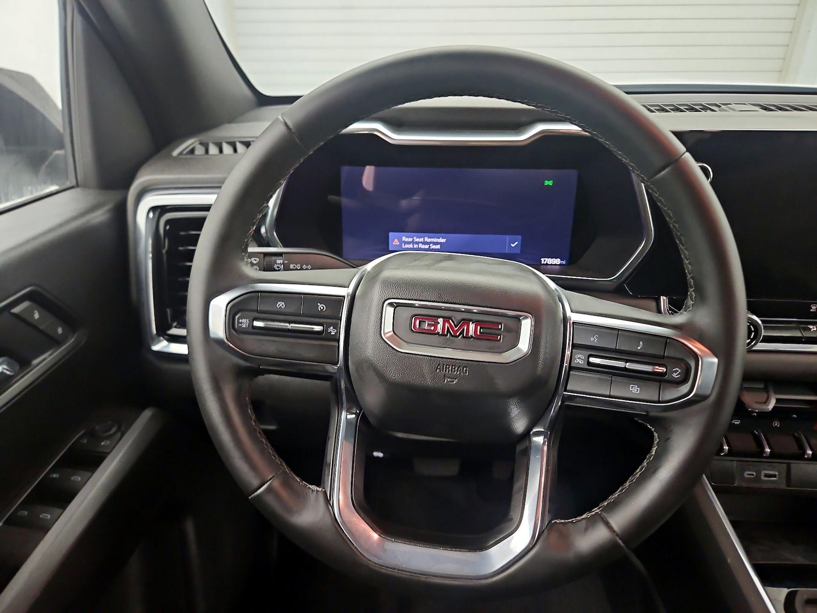 2026 GMC Canyon Elevation - Photo 11