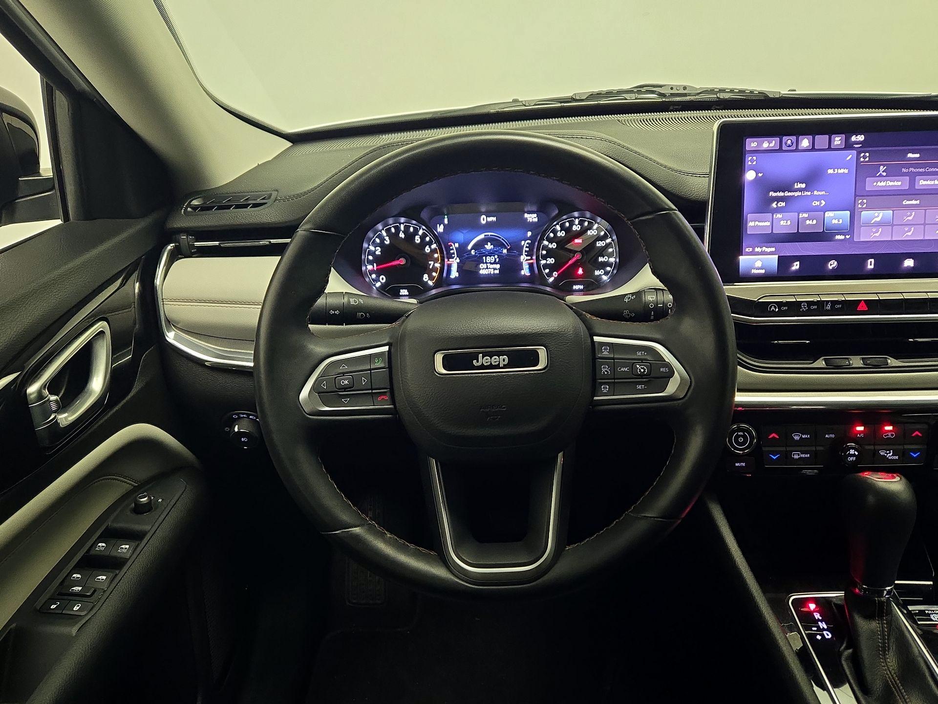 Thumbnail: 2022 Jeep Compass - 10