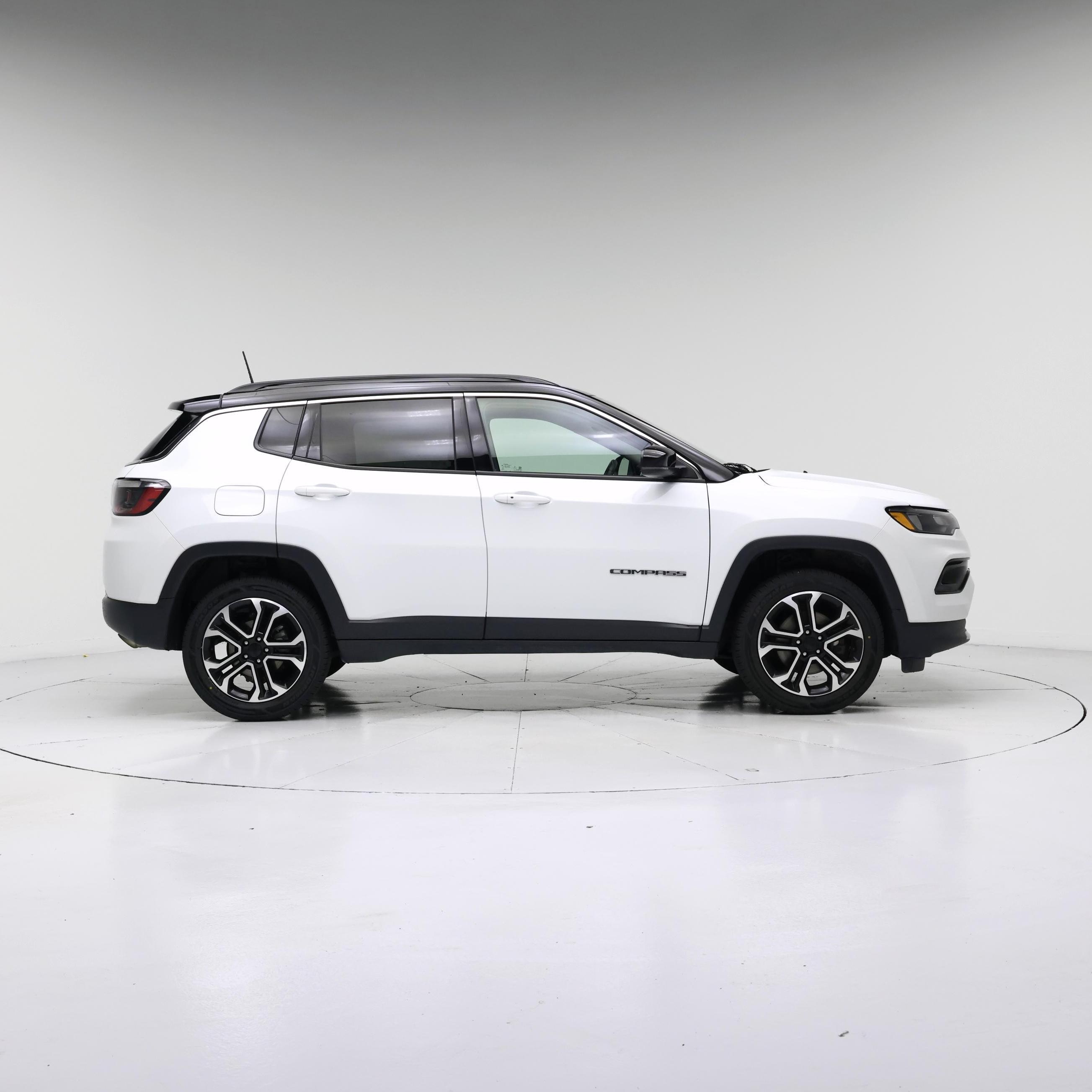 Thumbnail: 2022 Jeep Compass - 7