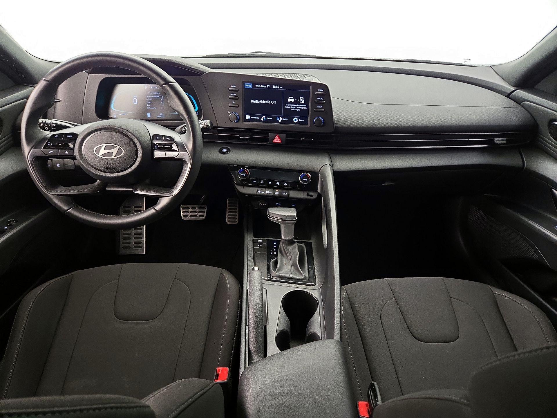 Thumbnail: 2025 Hyundai Elantra - 9