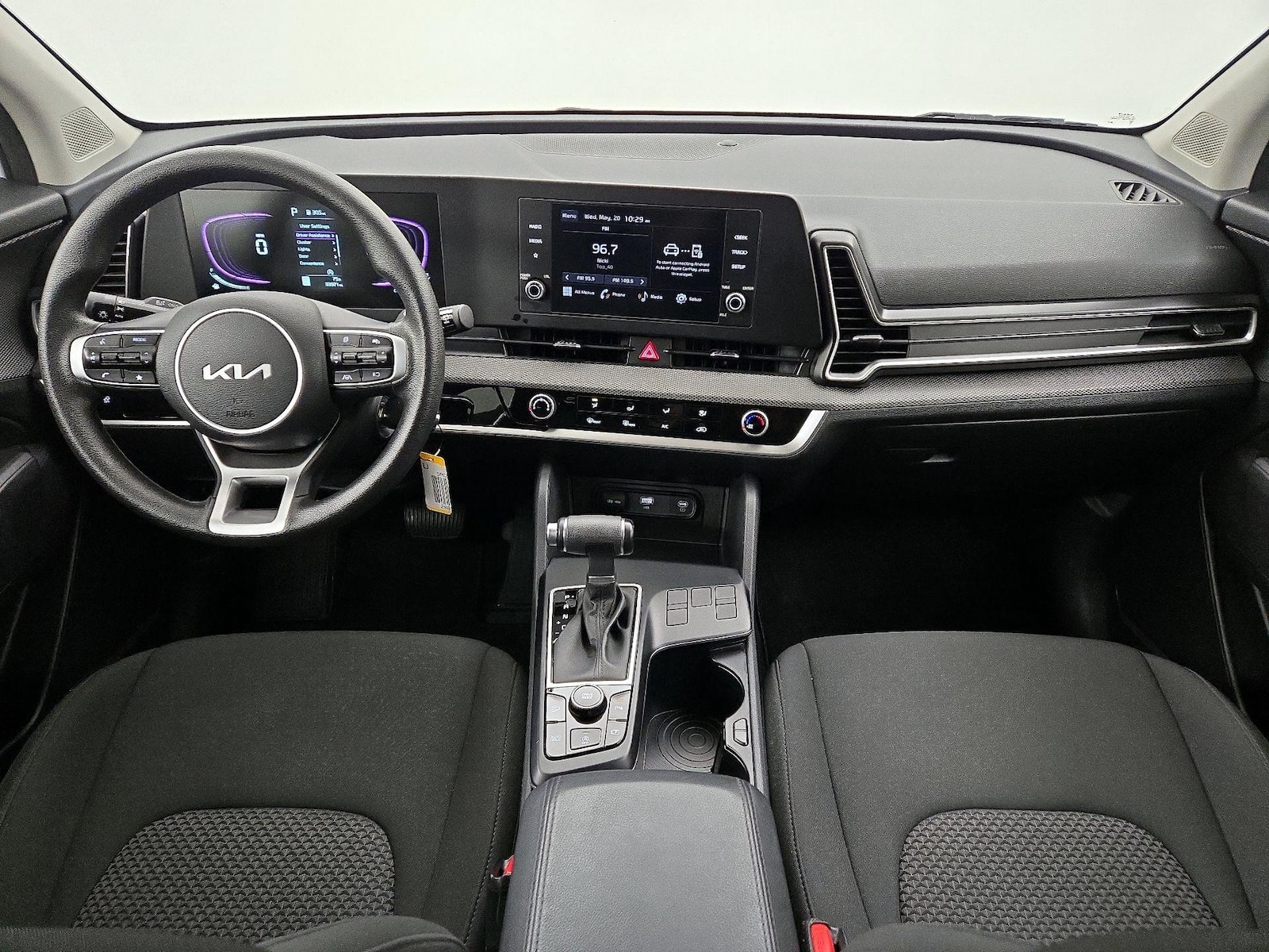 2025 Kia Sportage LX - Photo 10