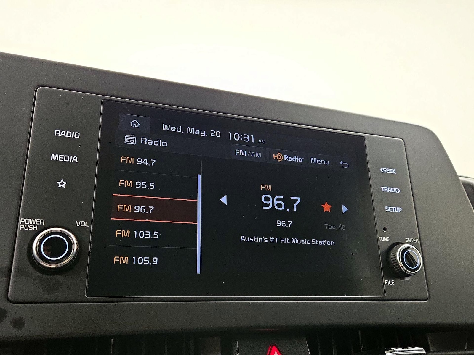 2025 Kia Sportage LX - Photo 16