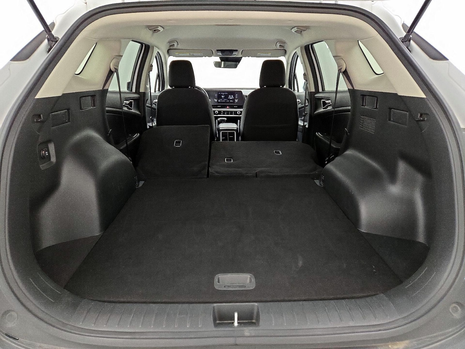 2025 Kia Sportage LX - Photo 22