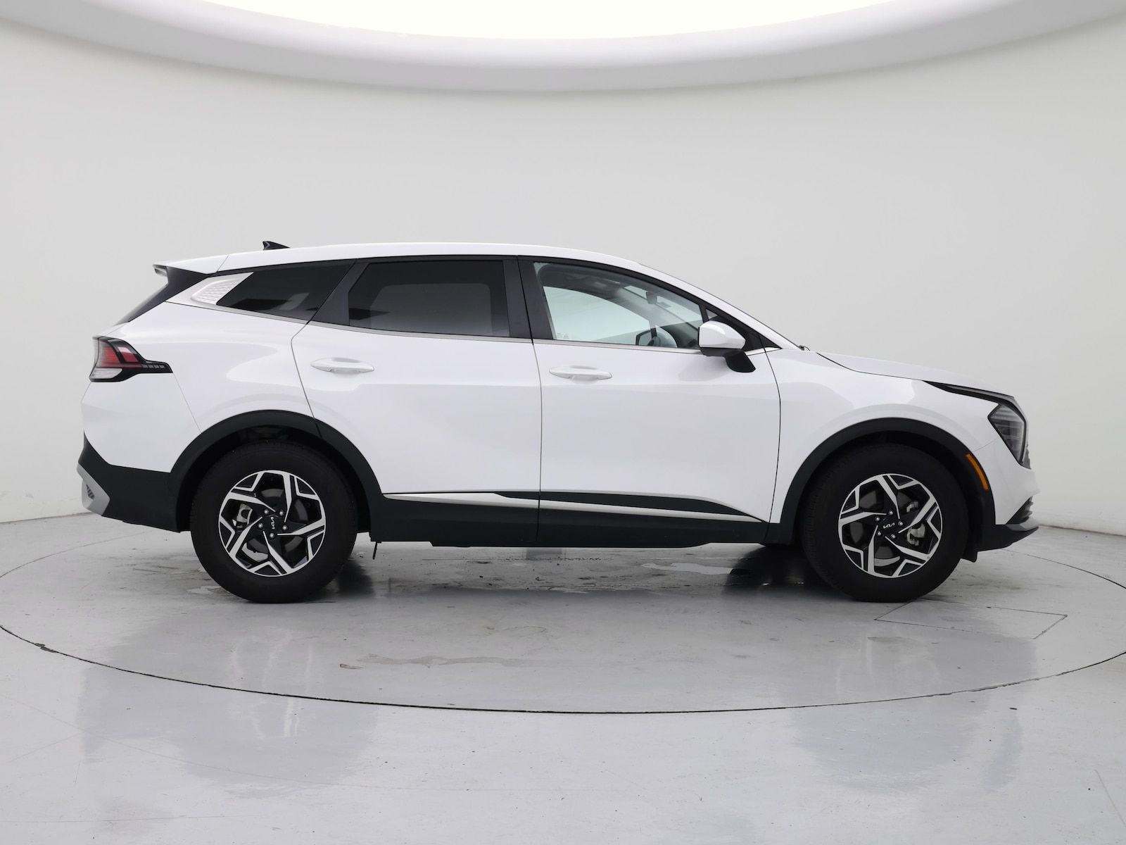 2025 Kia Sportage LX - Photo 8