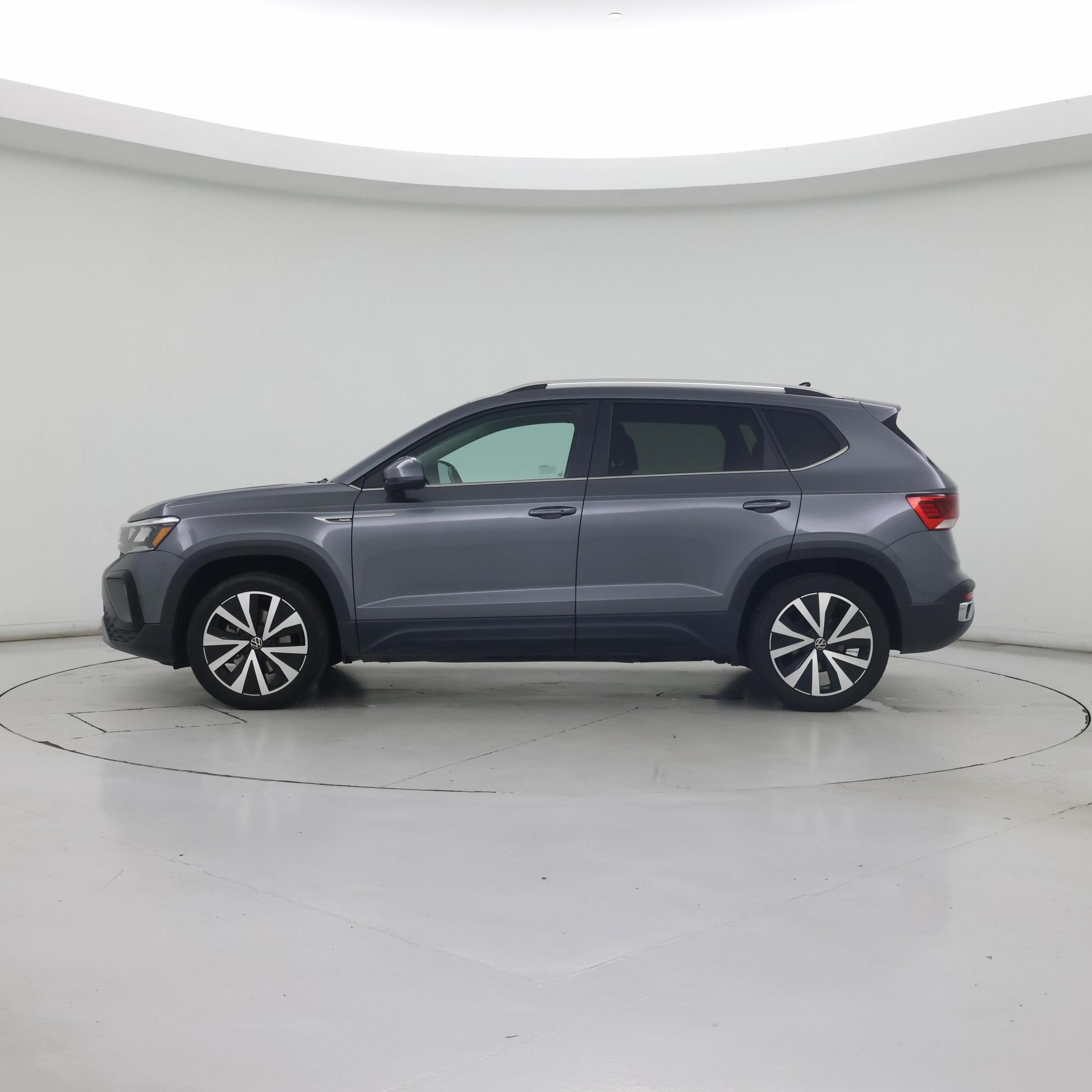 Thumbnail: 2024 Volkswagen Taos - 3