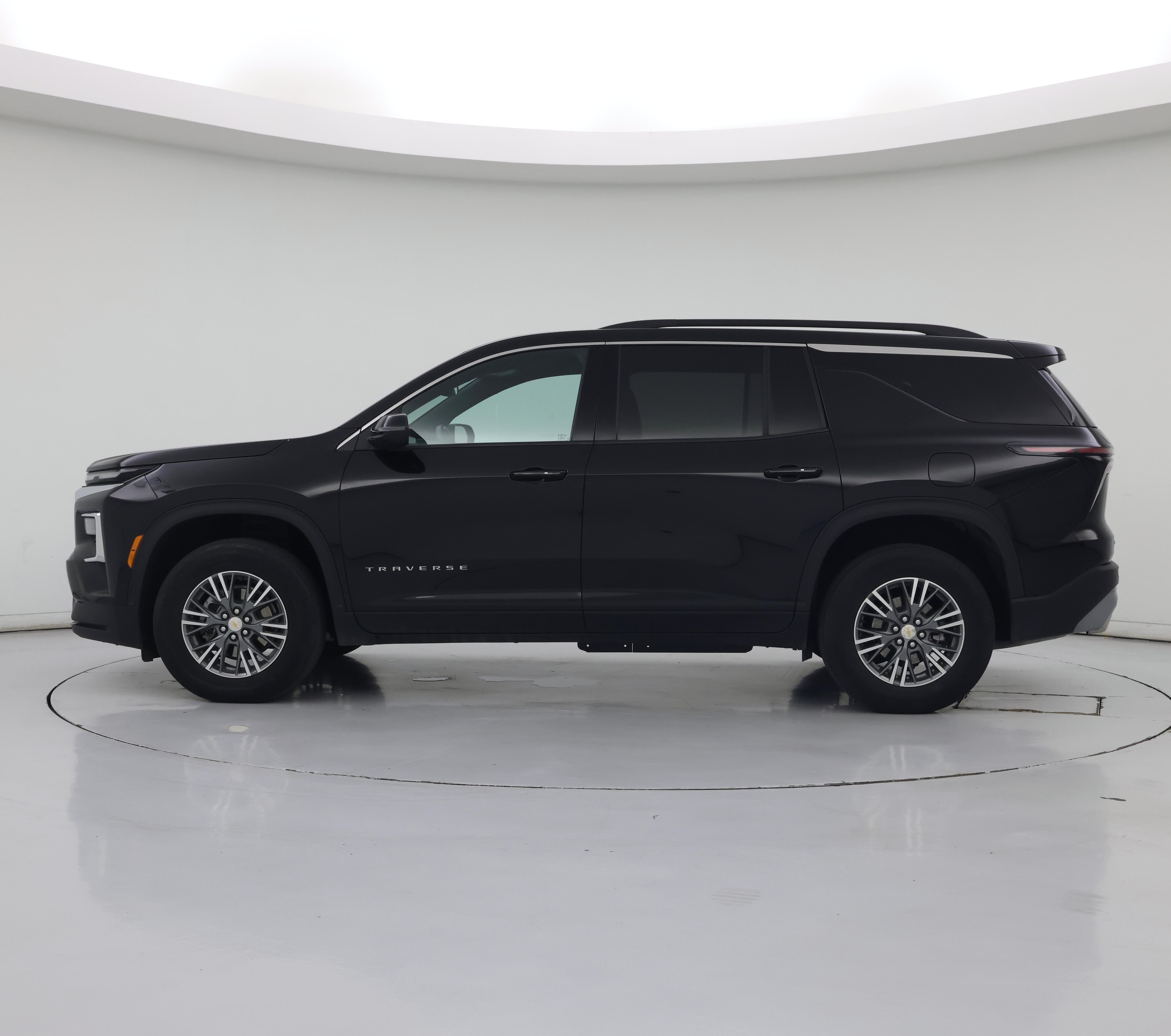 Thumbnail: 2025 Chevrolet Traverse - 3