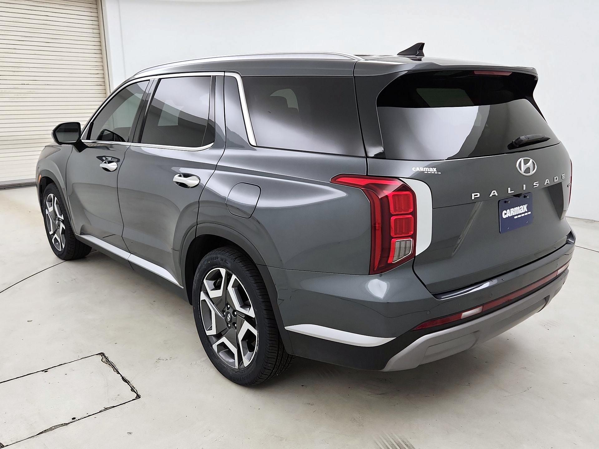 Thumbnail: 2023 Hyundai Palisade - 7