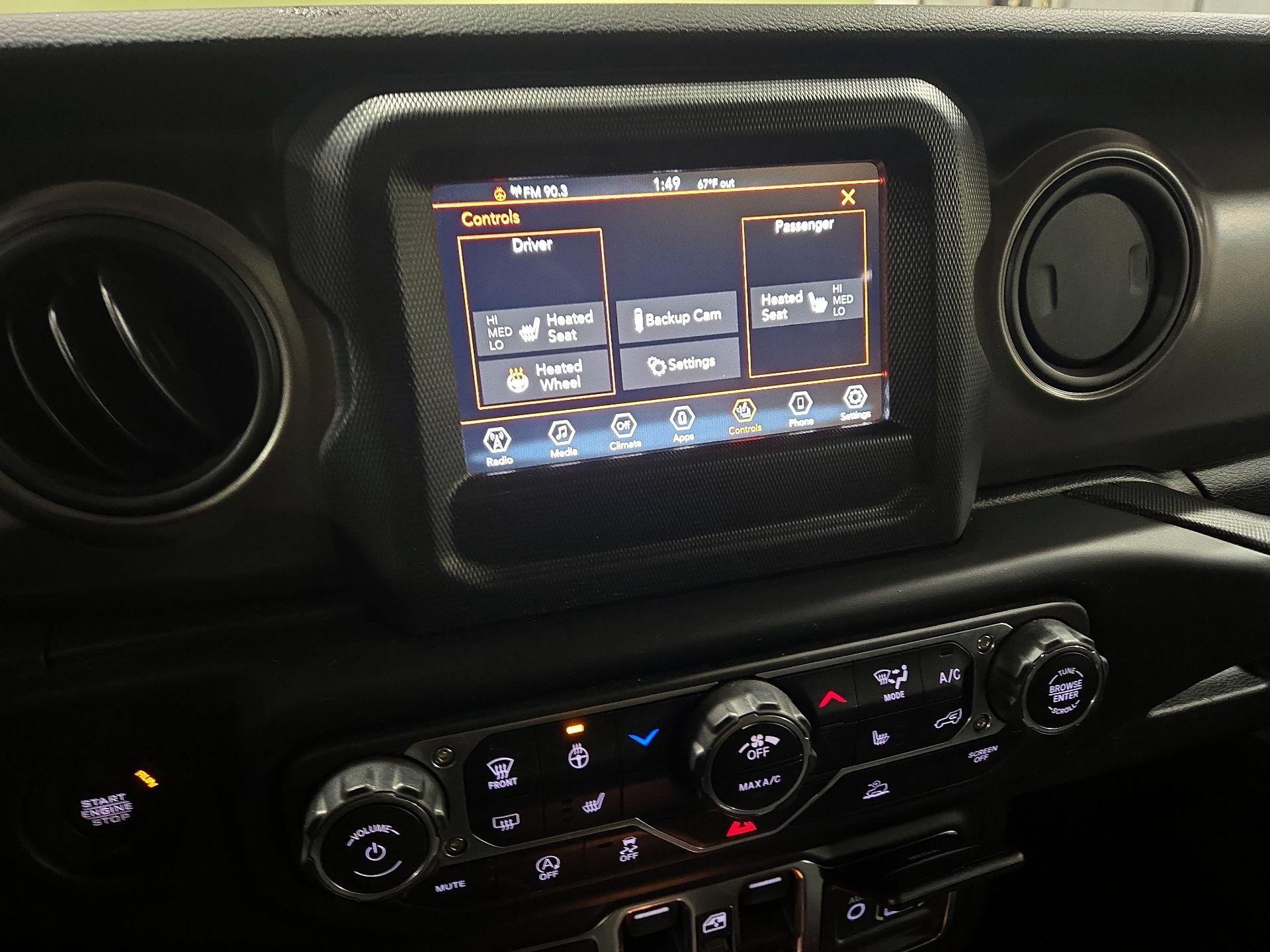 Thumbnail: 2023 Jeep Wrangler - 16