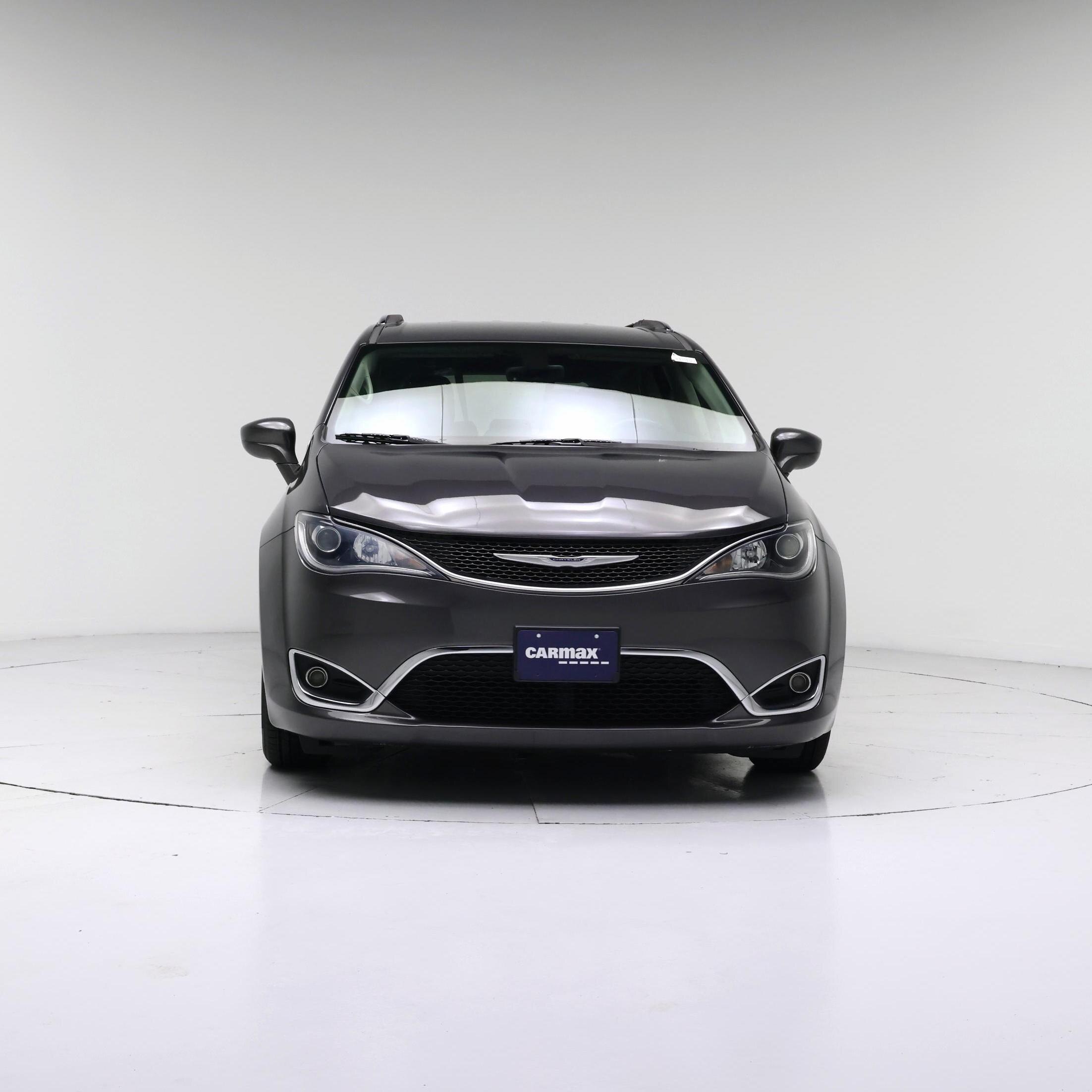 Thumbnail: 2019 Chrysler Pacifica - 5