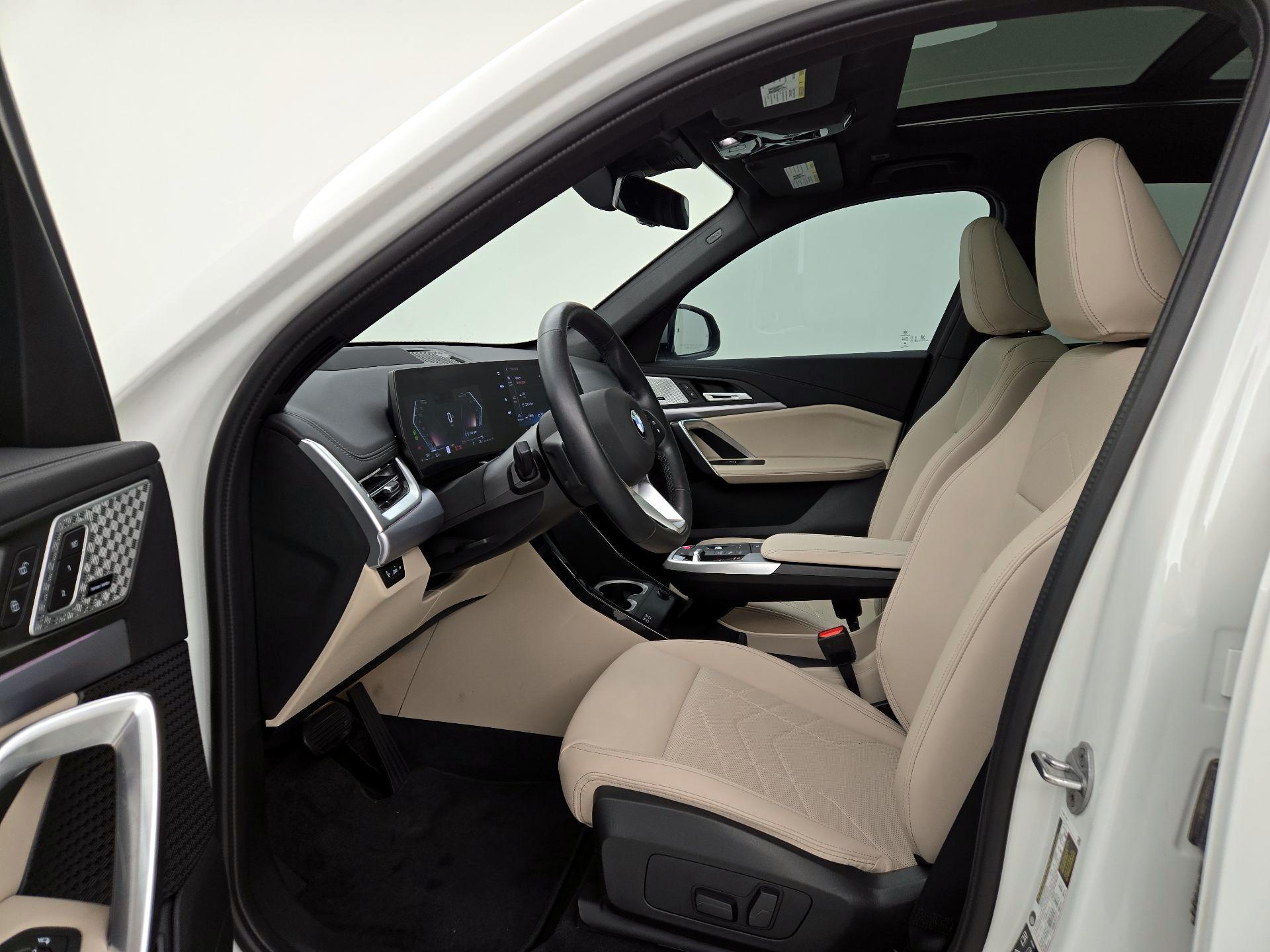 Thumbnail: 2024 BMW X1 - 11