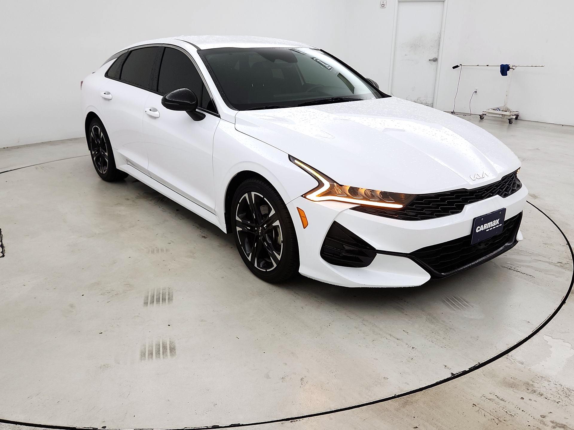 Thumbnail: 2022 Kia K5 - 1