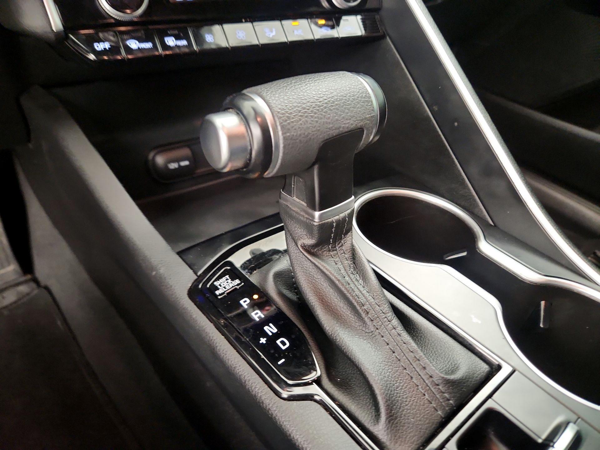 Thumbnail: 2022 Kia K5 - 15