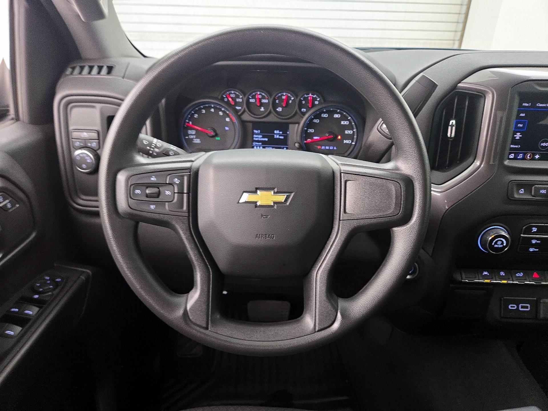 Thumbnail: 2024 Chevrolet Silverado 1500 - 10