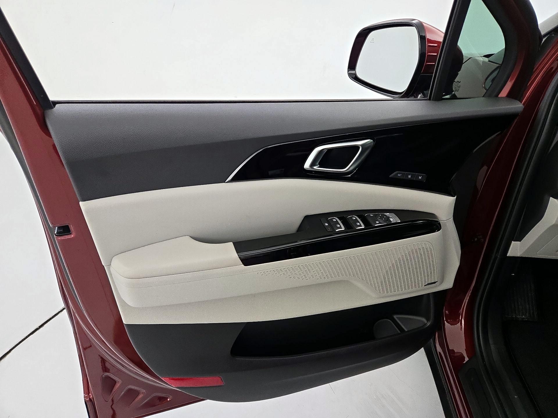 Thumbnail: 2024 Kia Carnival - 12
