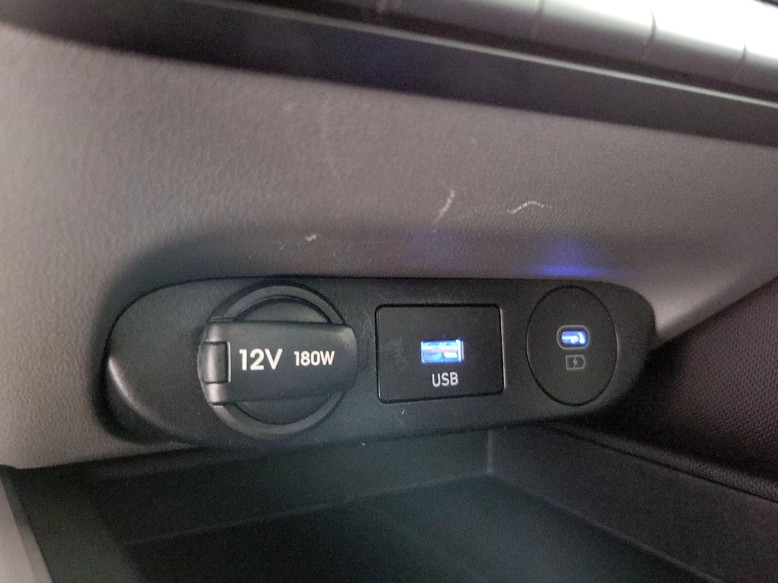 2025 Hyundai Elantra SEL - Photo 20