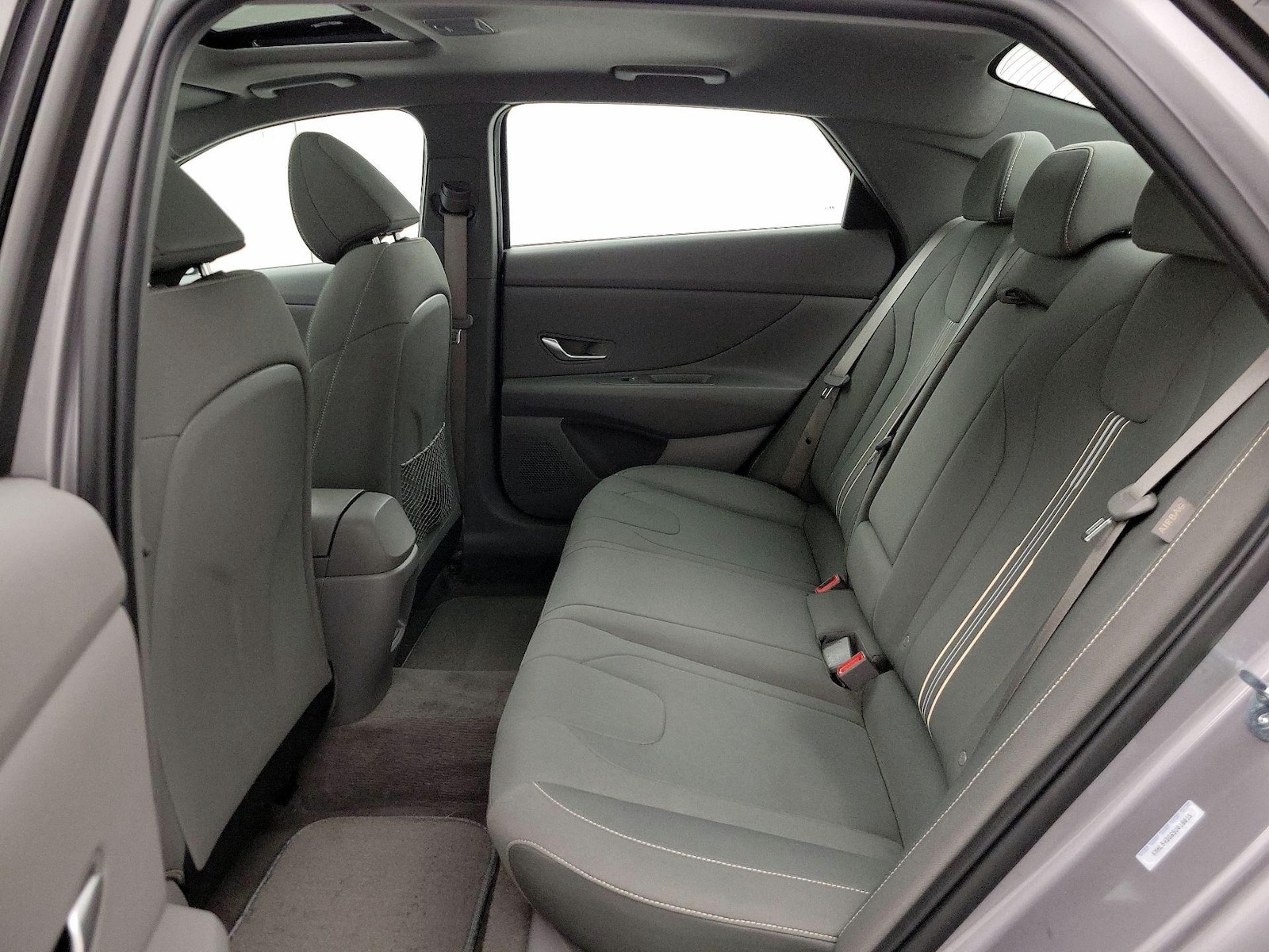 2025 Hyundai Elantra SEL - Photo 22