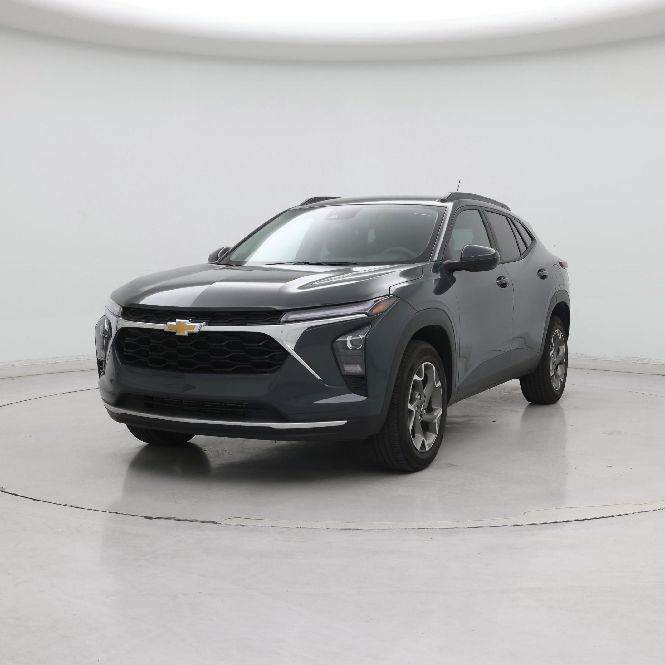 Thumbnail: 2025 Chevrolet Trax - 4