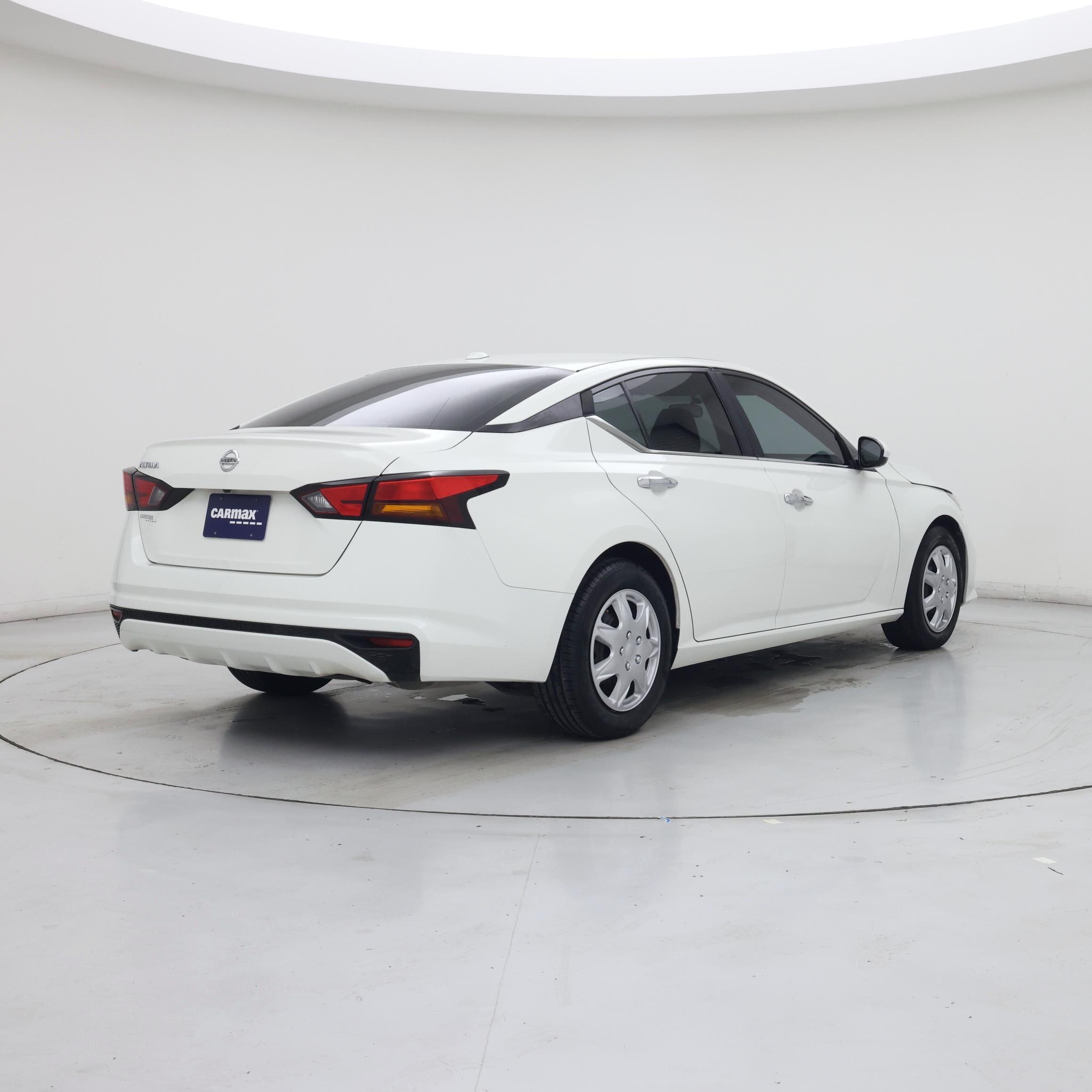 Thumbnail: 2020 Nissan Altima - 8
