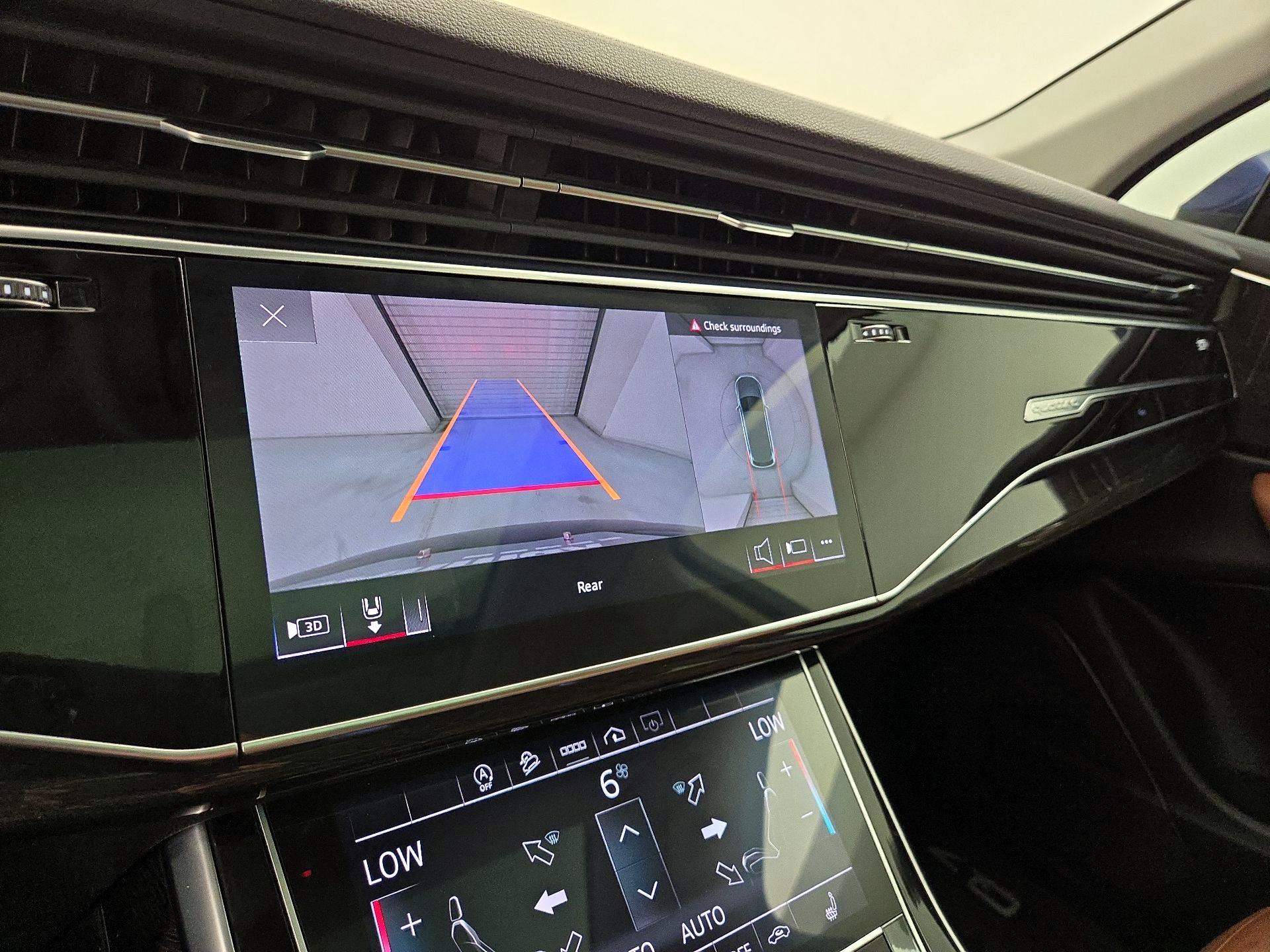 Thumbnail: 2023 Audi Q7 - 15