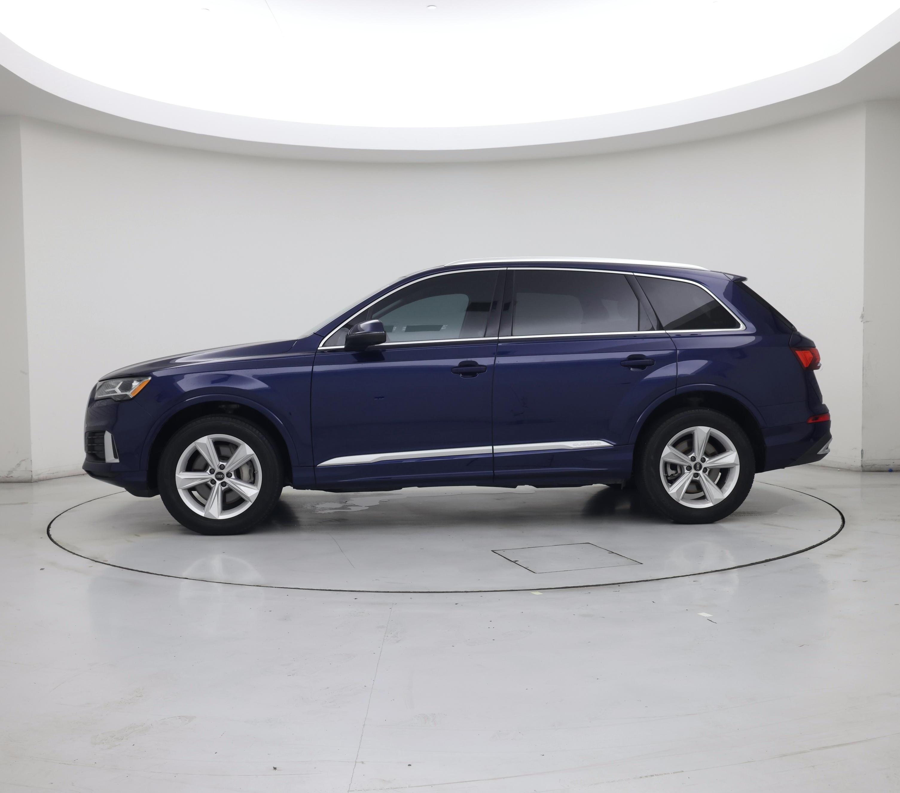 Thumbnail: 2023 Audi Q7 - 3