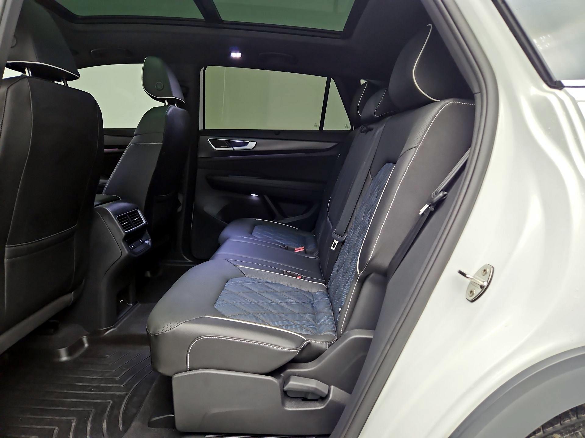 Thumbnail: 2025 Volkswagen Atlas - 20