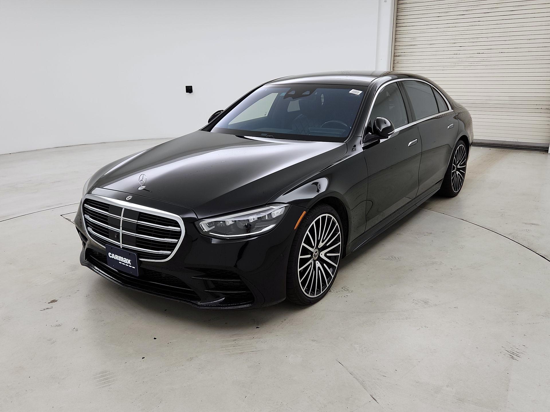 Thumbnail: 2022 Mercedes-Benz S-Class - 3