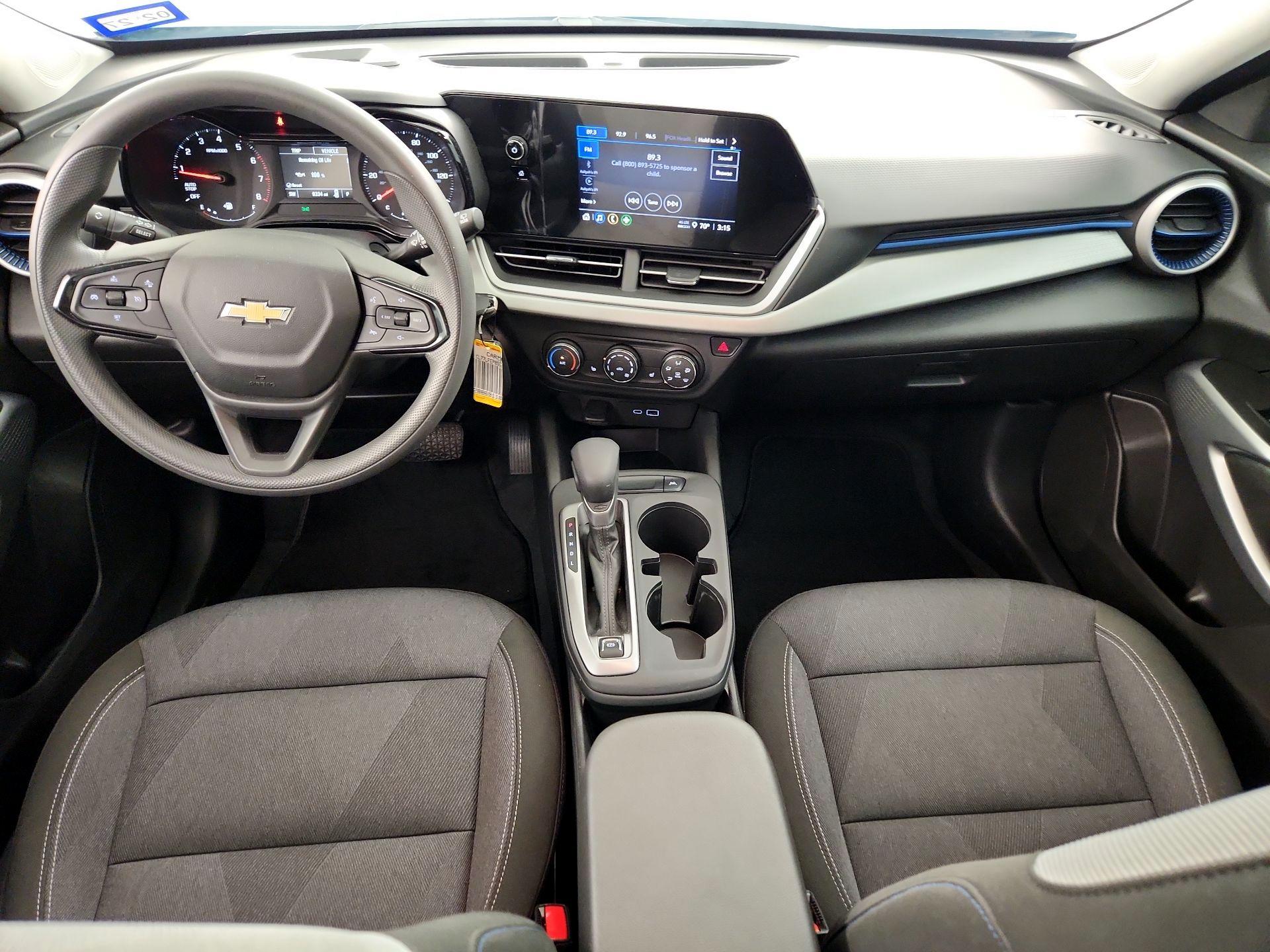 Thumbnail: 2025 Chevrolet Trax - 9