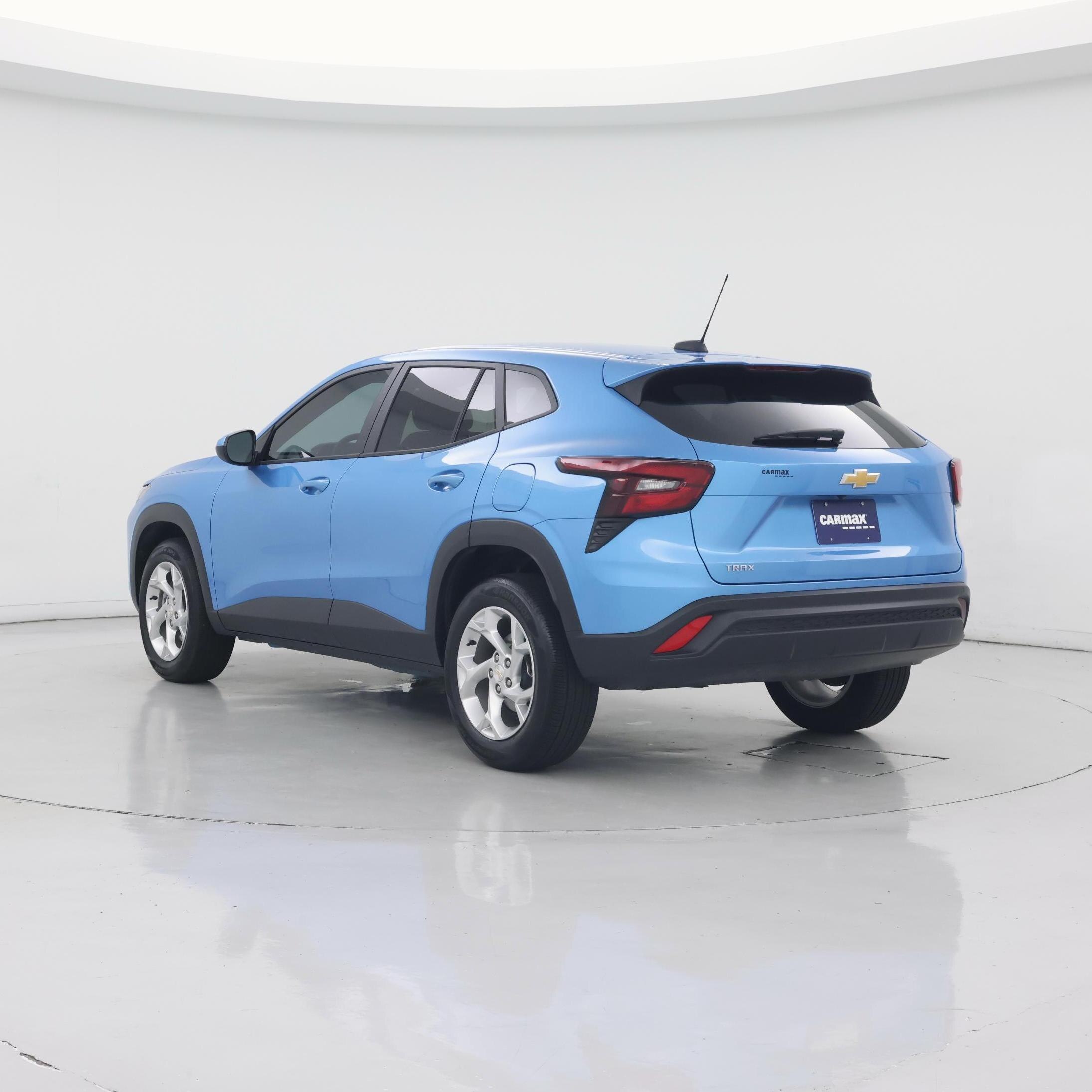 Thumbnail: 2025 Chevrolet Trax - 2