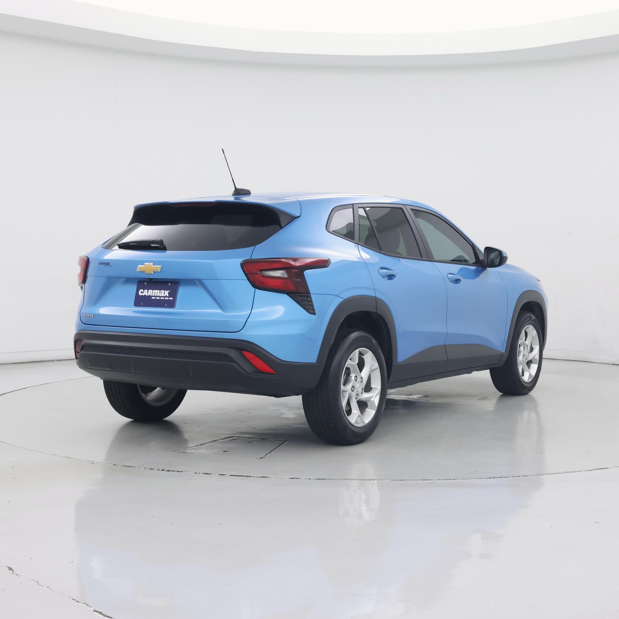 Thumbnail: 2025 Chevrolet Trax - 8