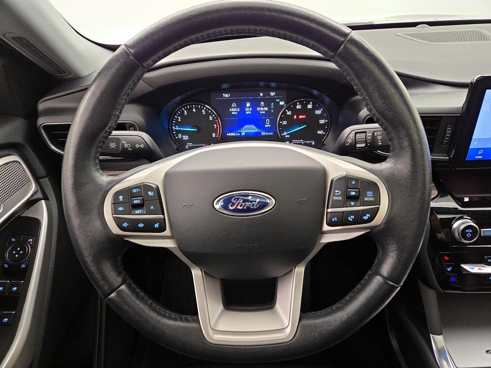 Thumbnail: 2021 Ford Explorer - 10