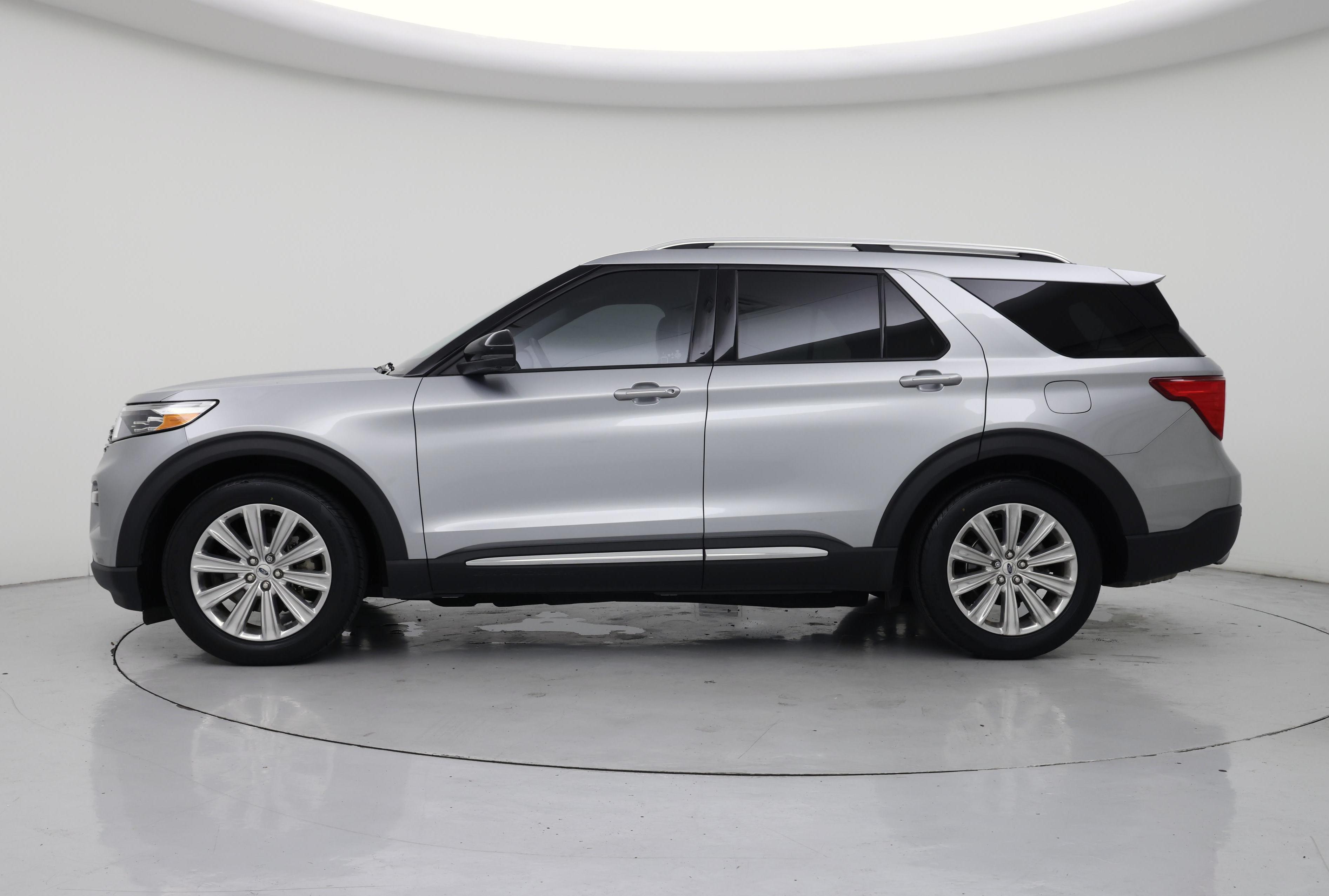 Thumbnail: 2021 Ford Explorer - 3