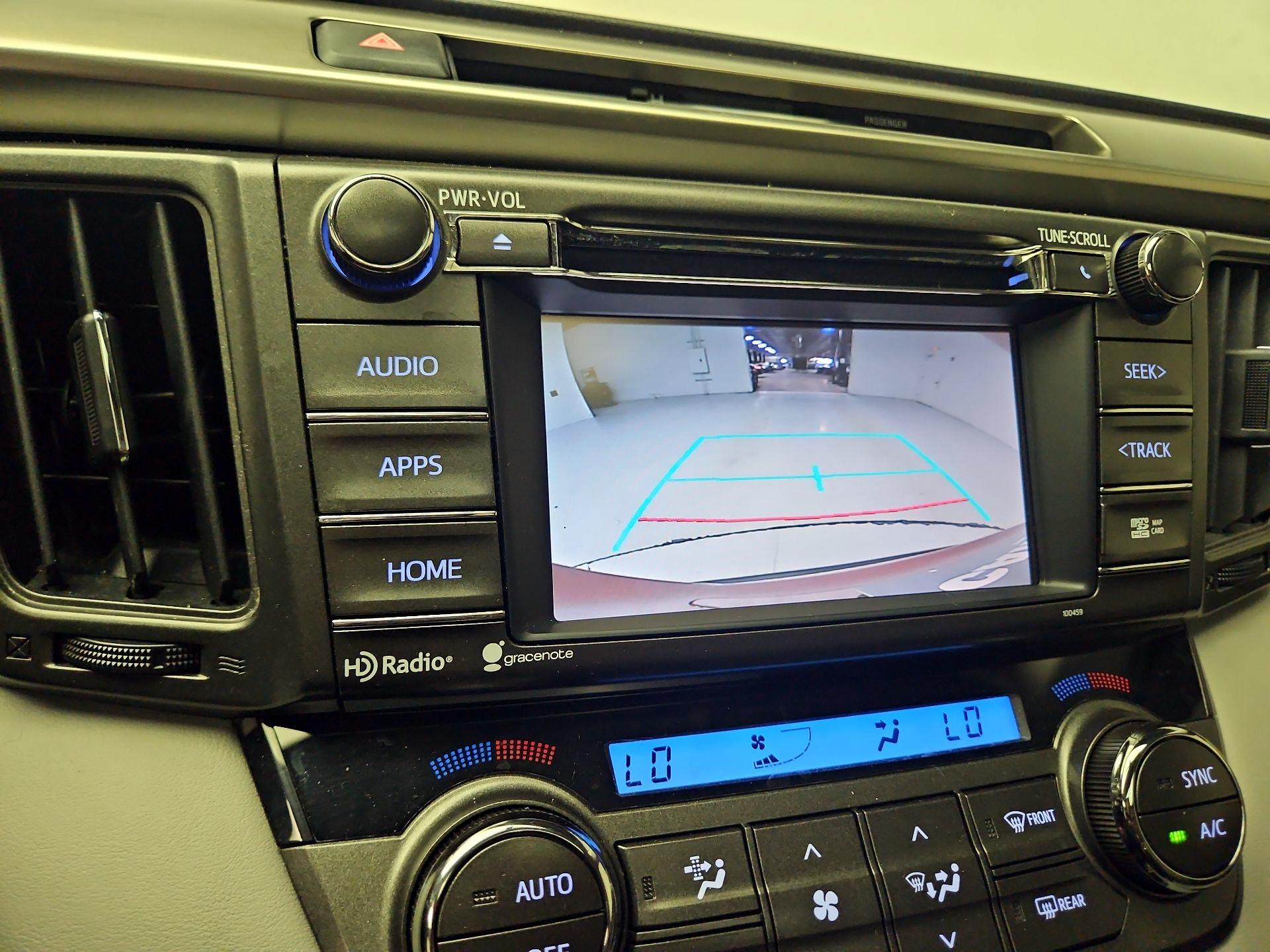 Thumbnail: 2015 Toyota RAV4 - 14