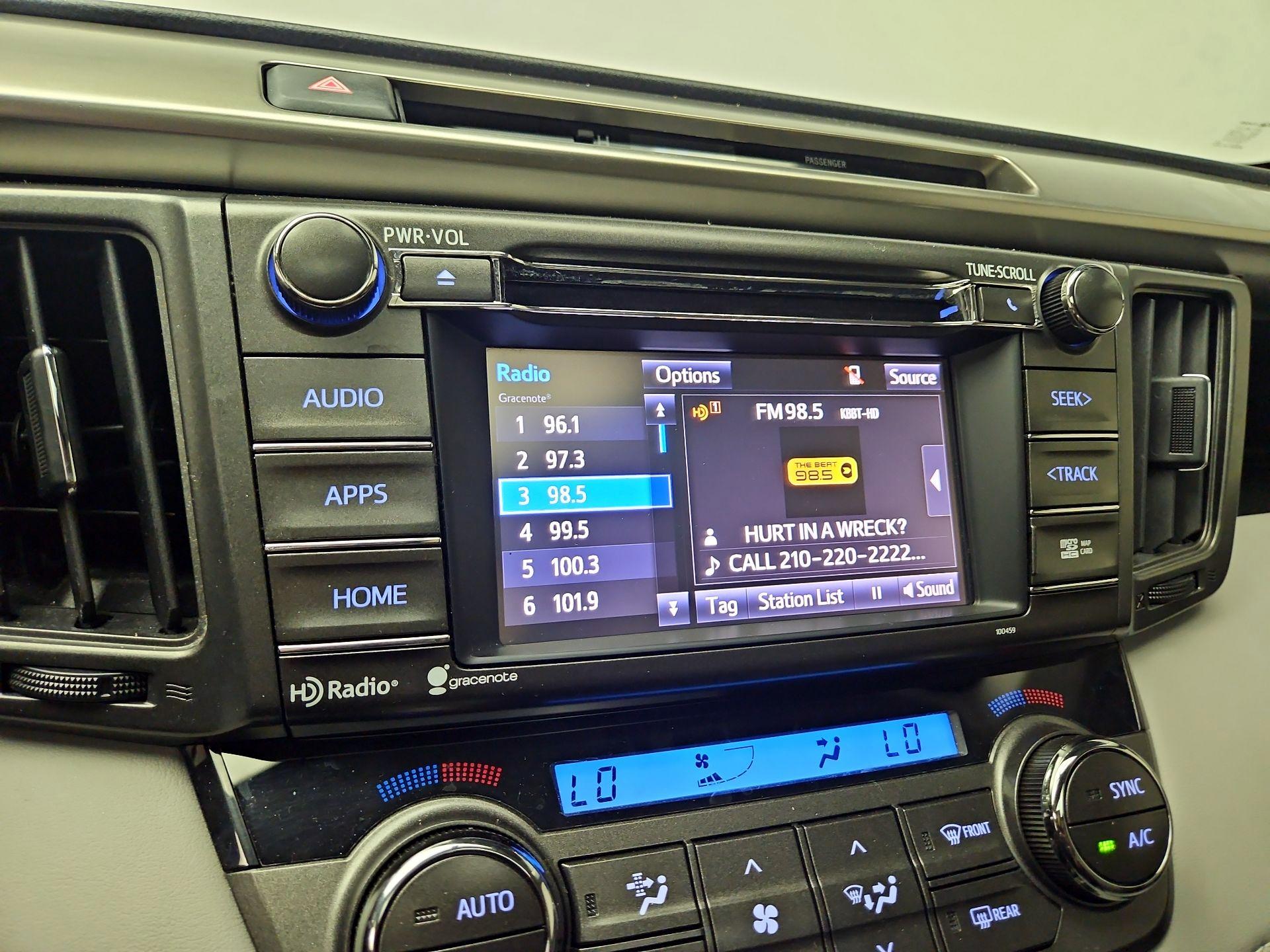 Thumbnail: 2015 Toyota RAV4 - 15