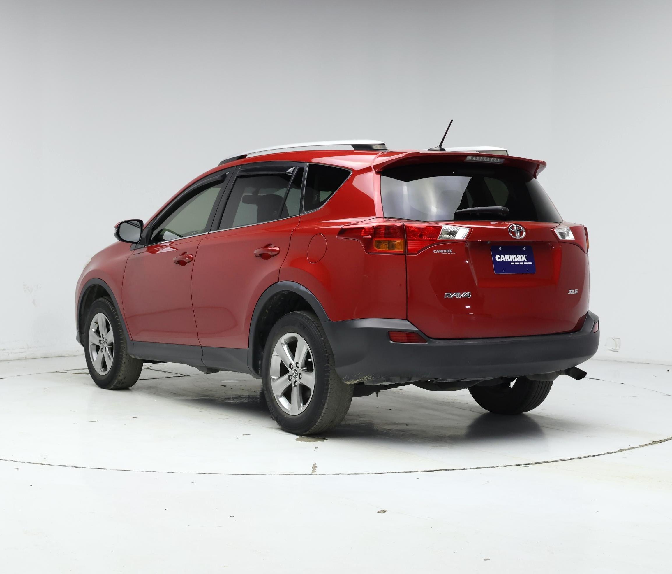 Thumbnail: 2015 Toyota RAV4 - 2