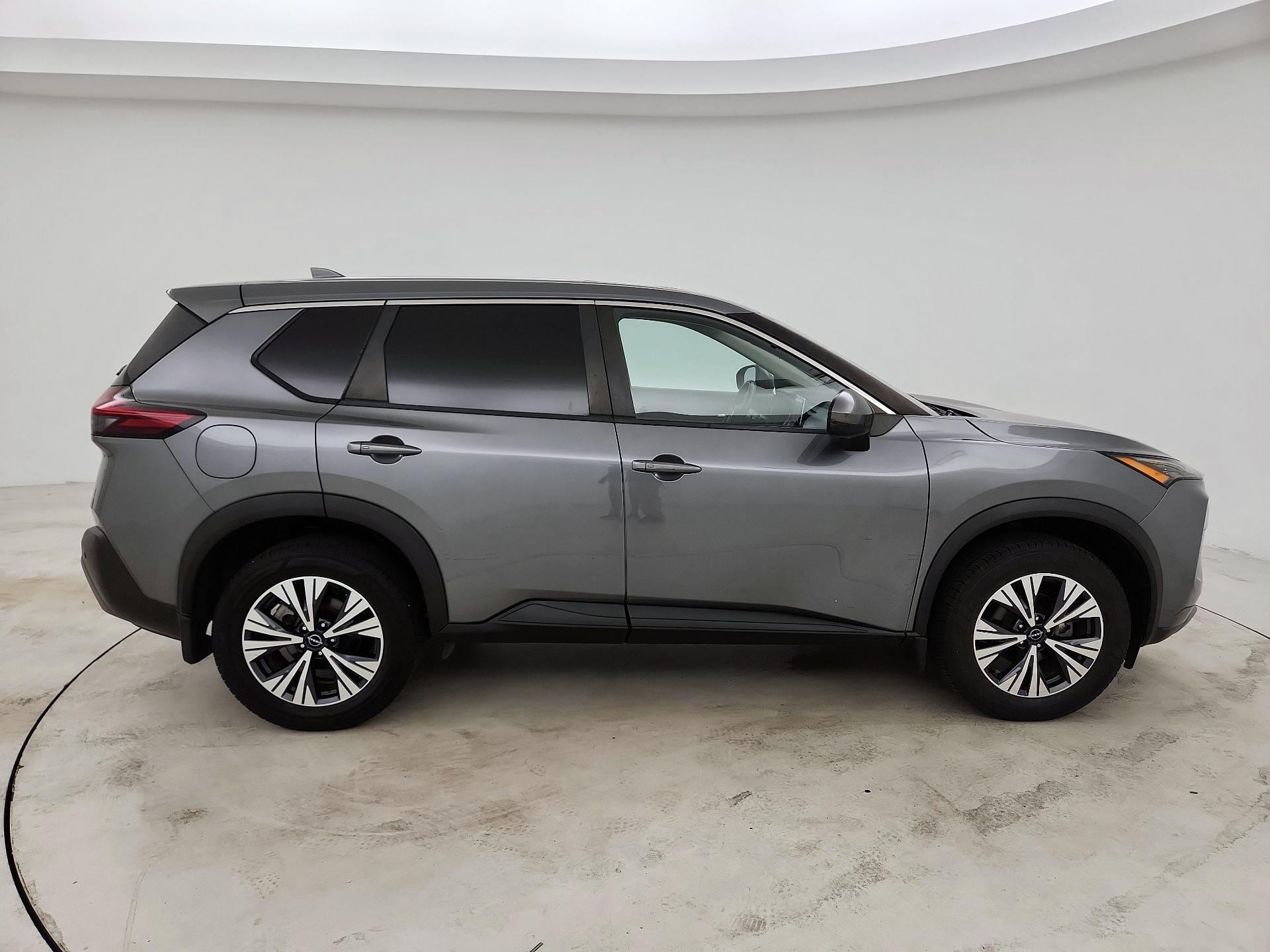 Thumbnail: 2022 Nissan Rogue - 4