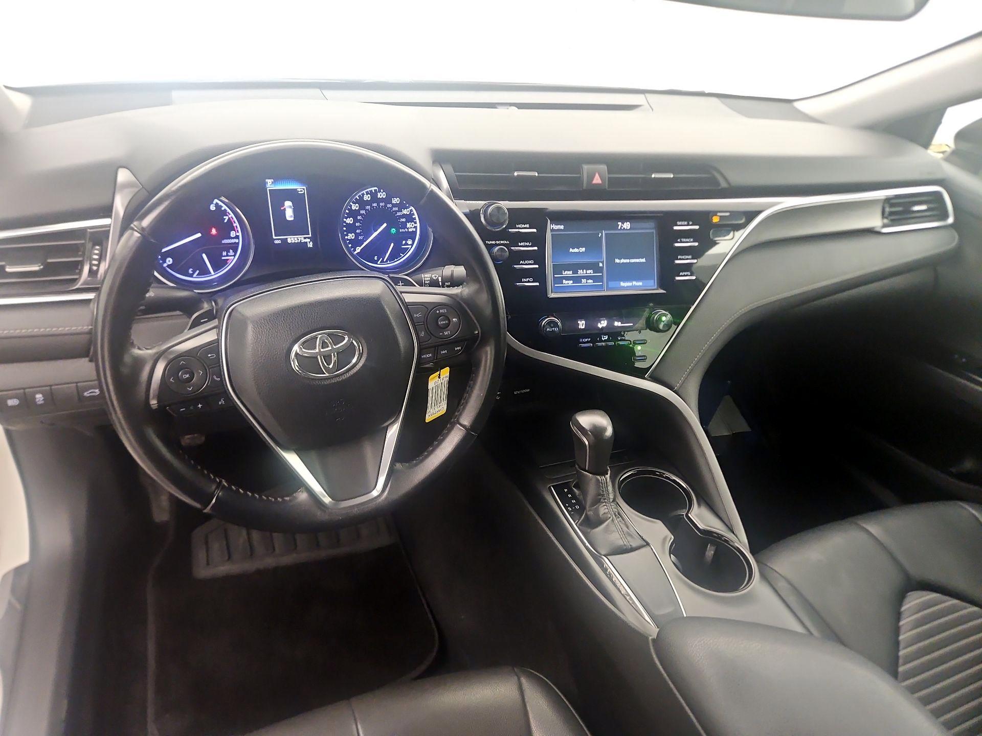 Thumbnail: 2018 Toyota Camry - 9