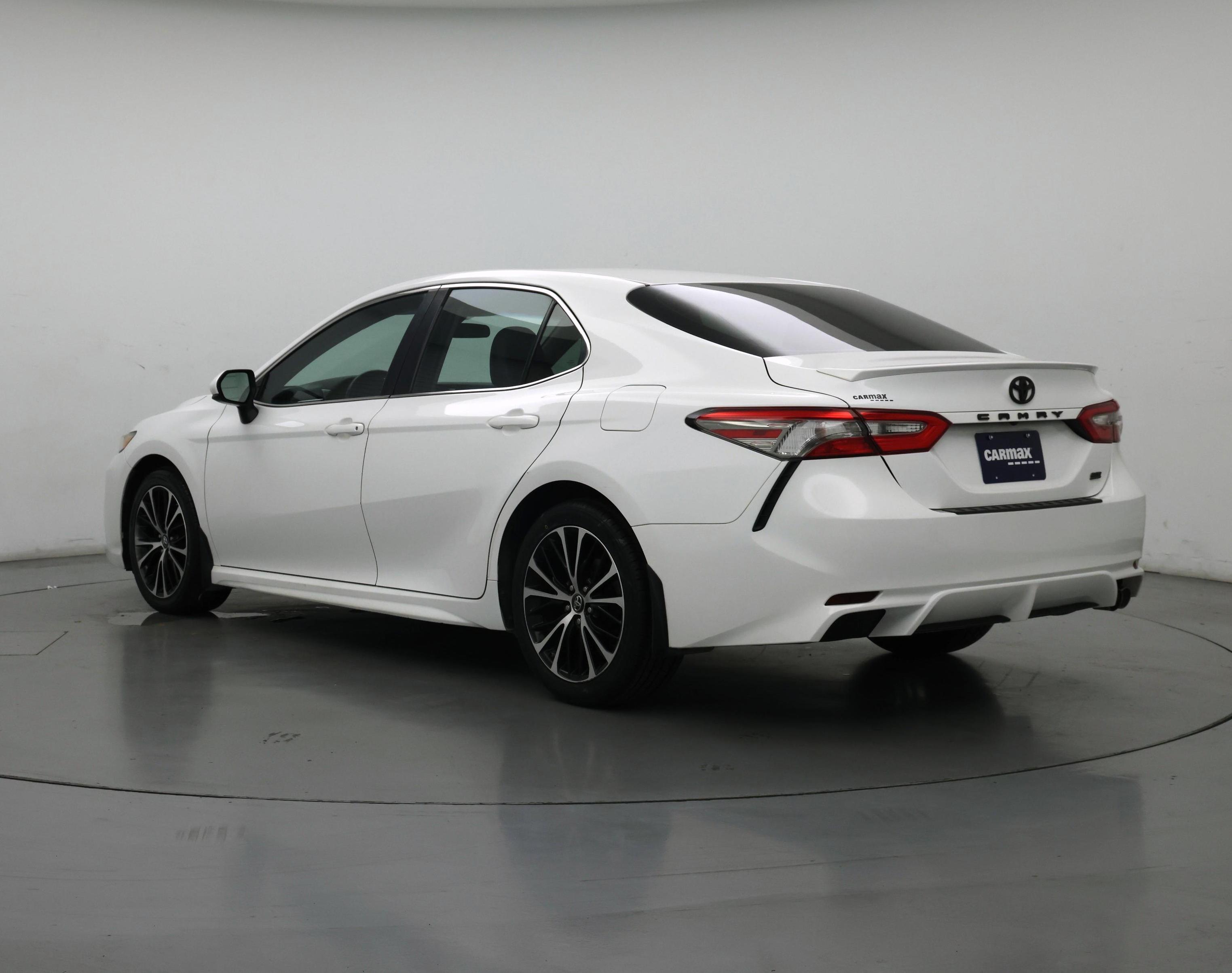 Thumbnail: 2018 Toyota Camry - 2