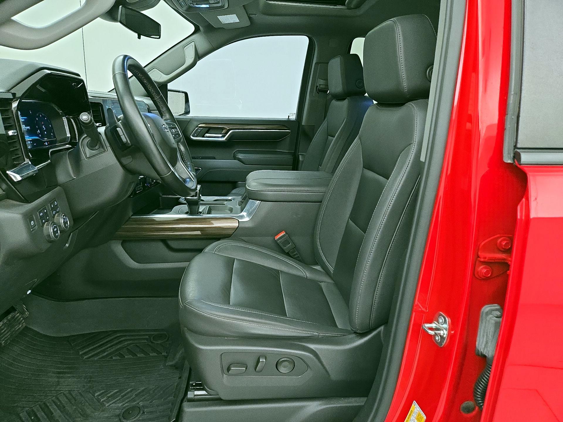 Thumbnail: 2023 Chevrolet Silverado 1500 - 11