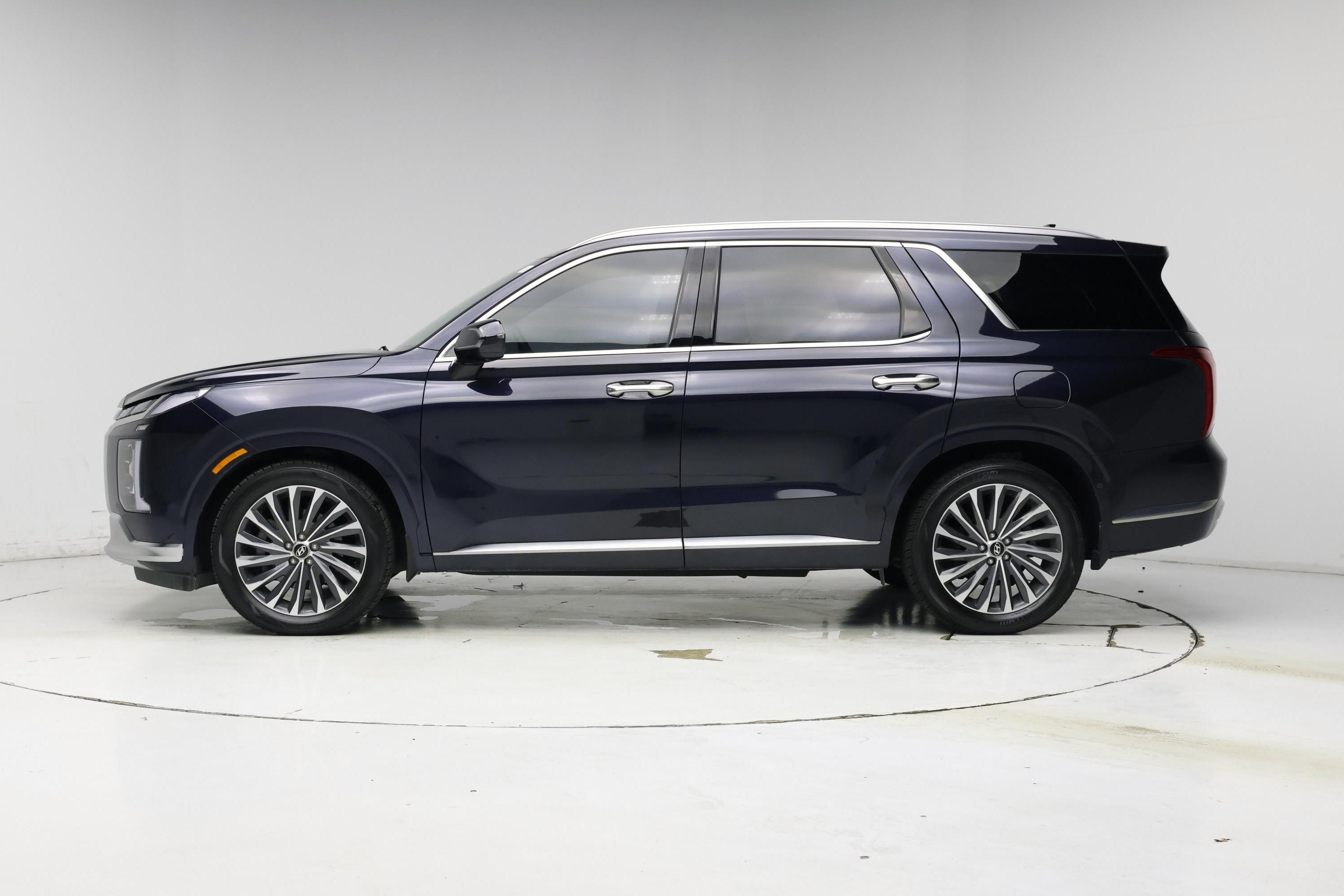 Thumbnail: 2023 Hyundai Palisade - 3