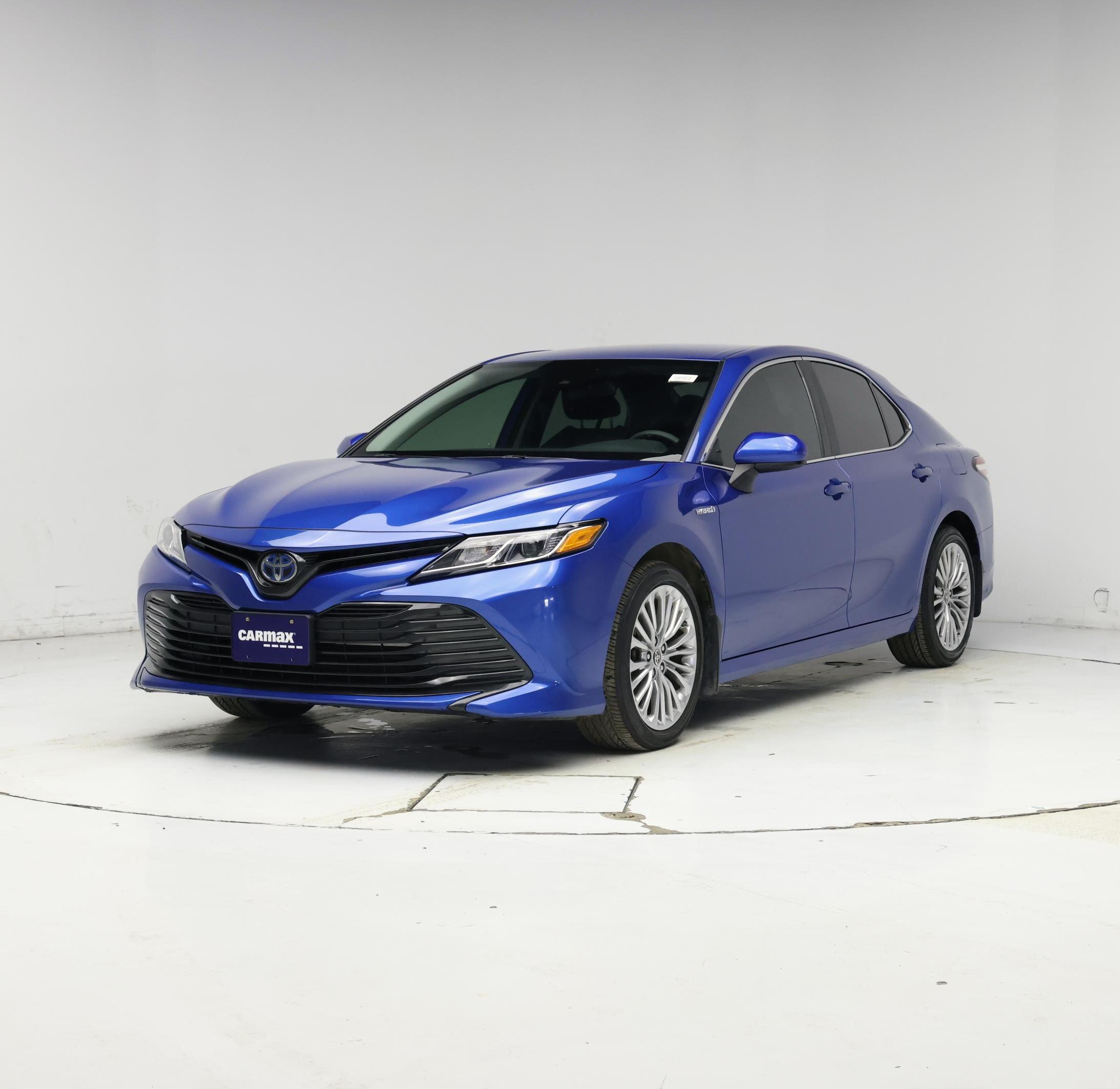 Thumbnail: 2020 Toyota Camry - 4