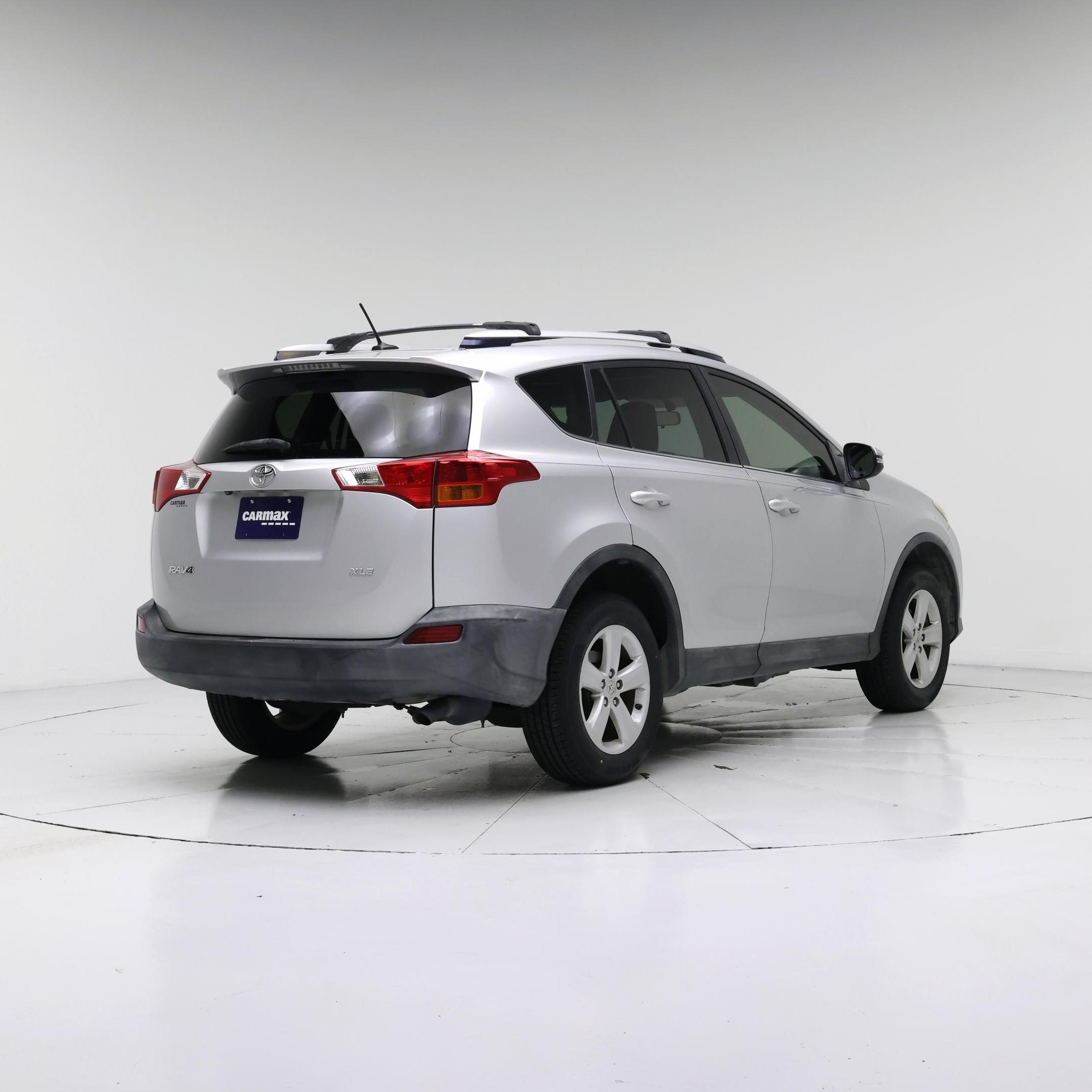 Thumbnail: 2014 Toyota RAV4 - 8