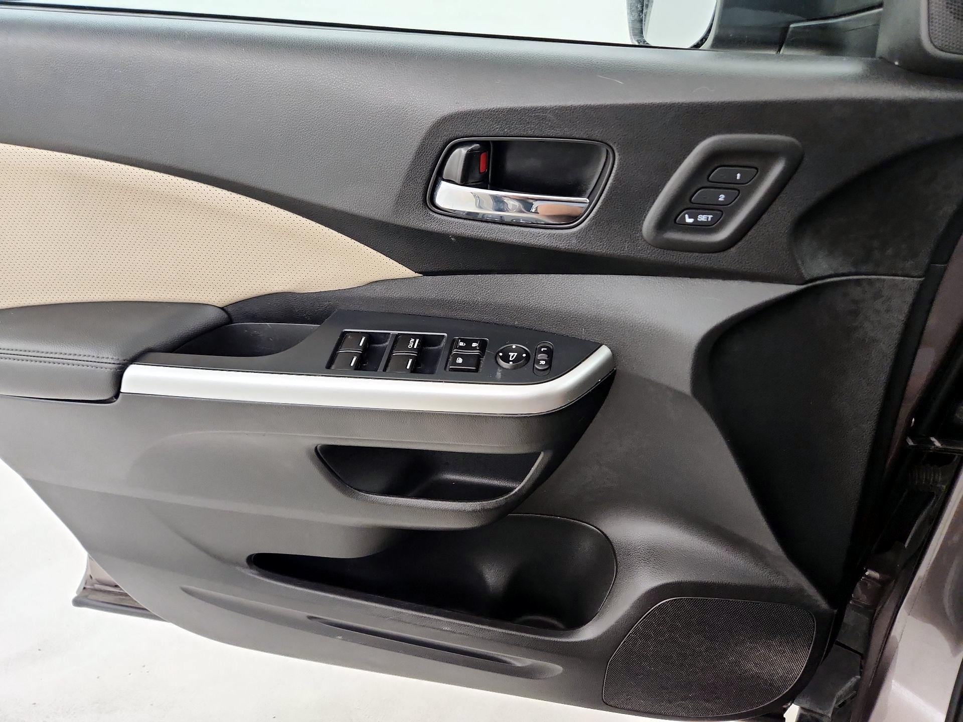 Thumbnail: 2015 Honda CR-V - 10