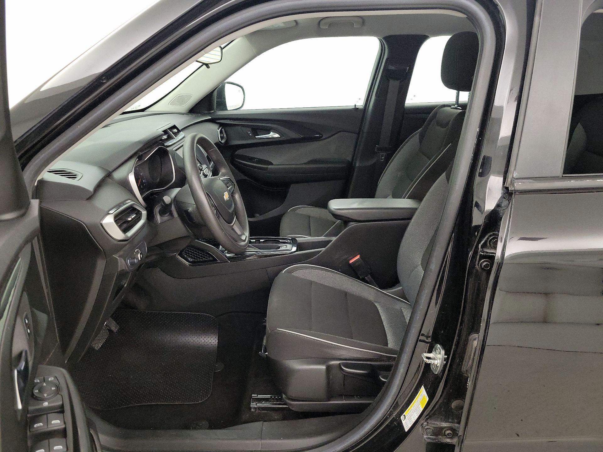 Thumbnail: 2021 Chevrolet TrailBlazer - 11