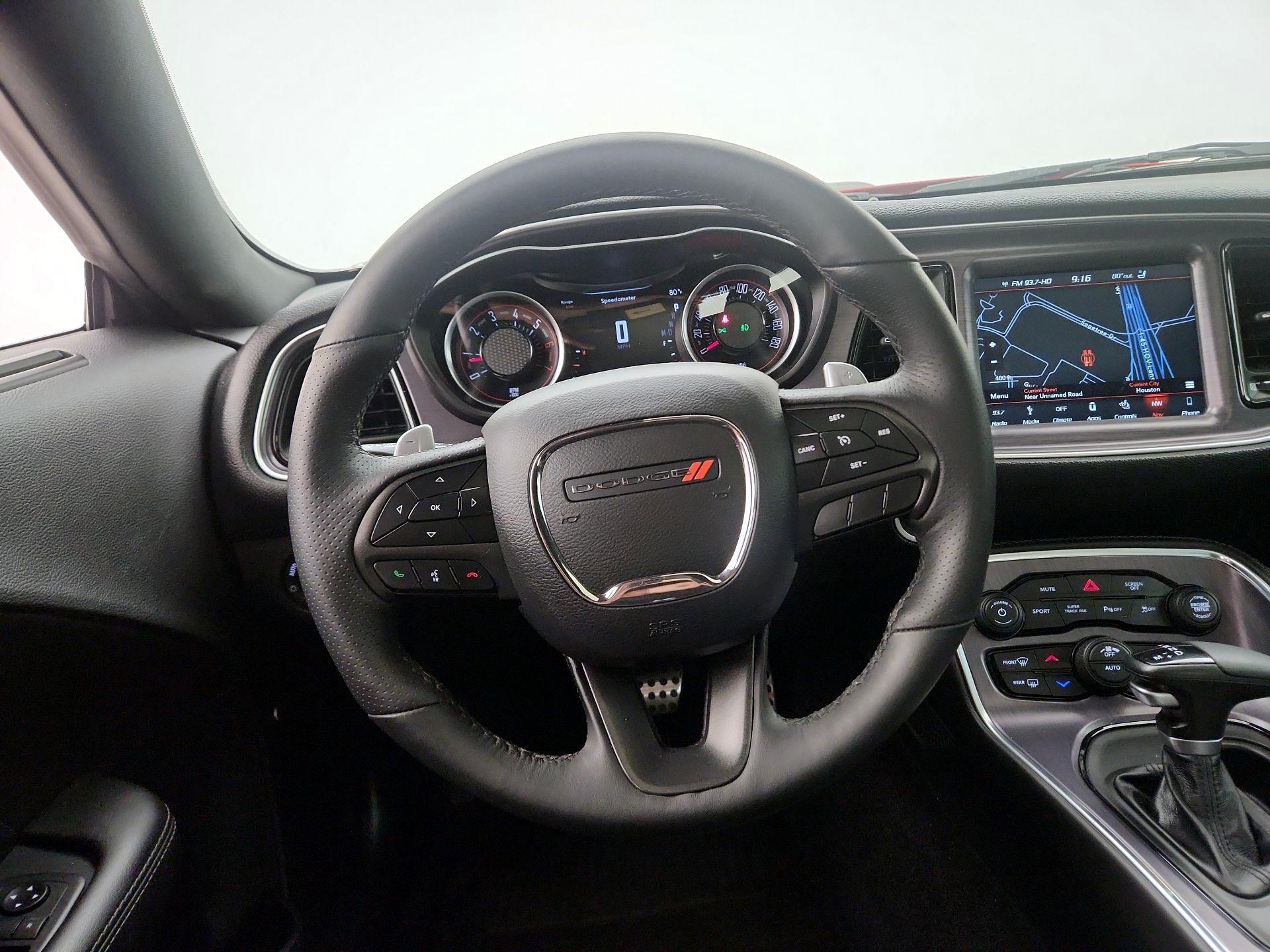Thumbnail: 2018 Dodge Challenger - 10