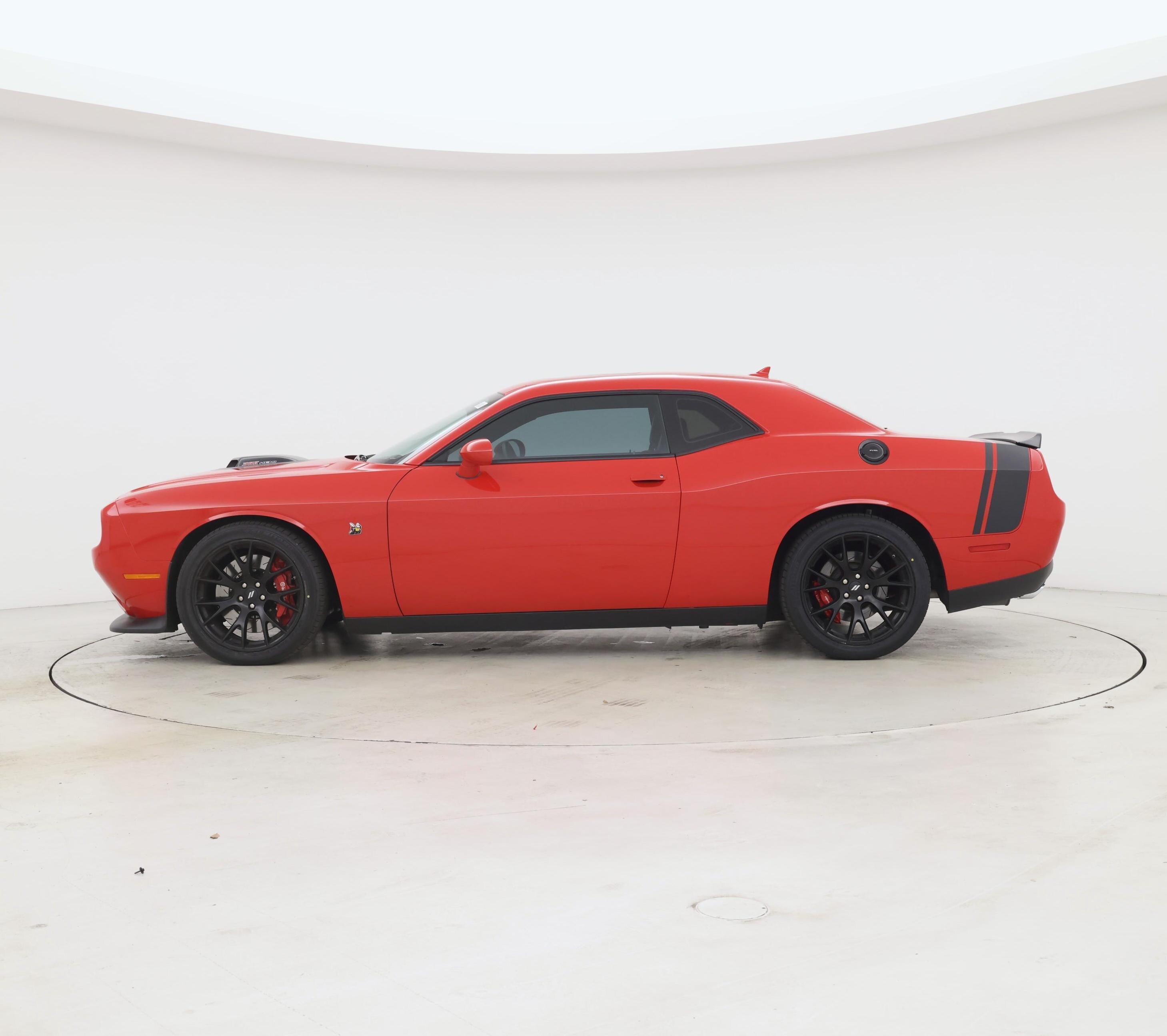 Thumbnail: 2018 Dodge Challenger - 3