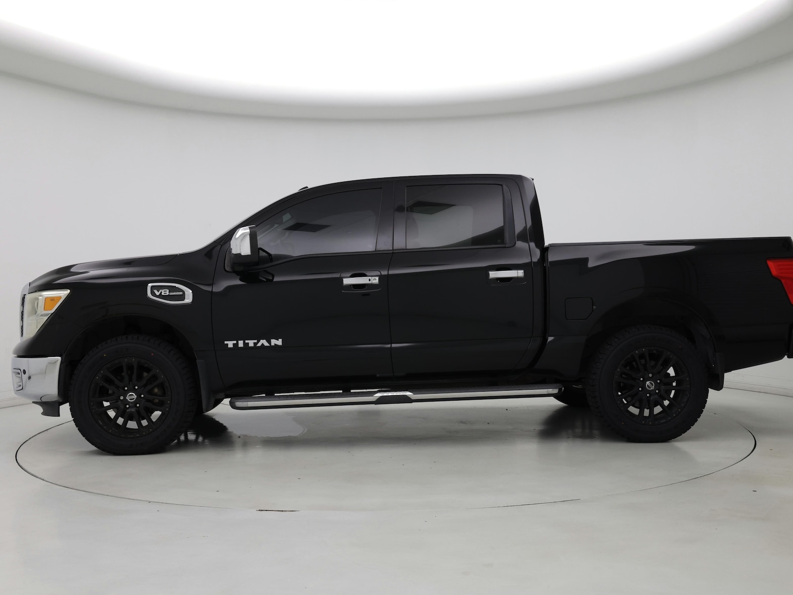 2017 Nissan Titan SL - Photo 4